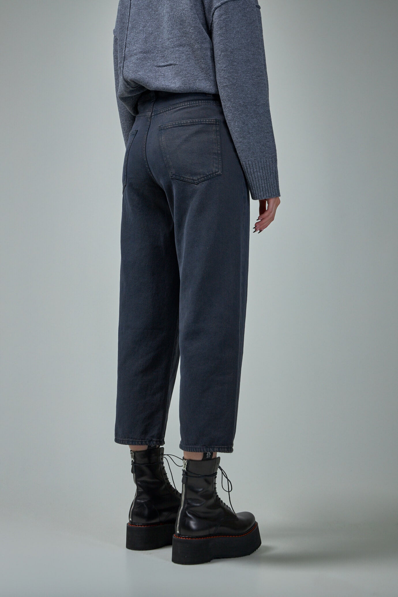 Wide Fit Pant