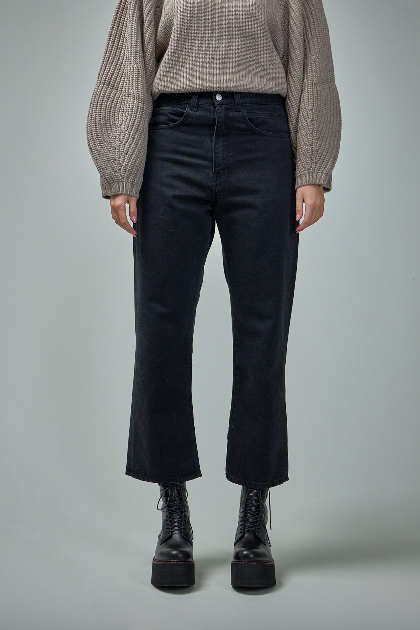 Wide Fit Pant