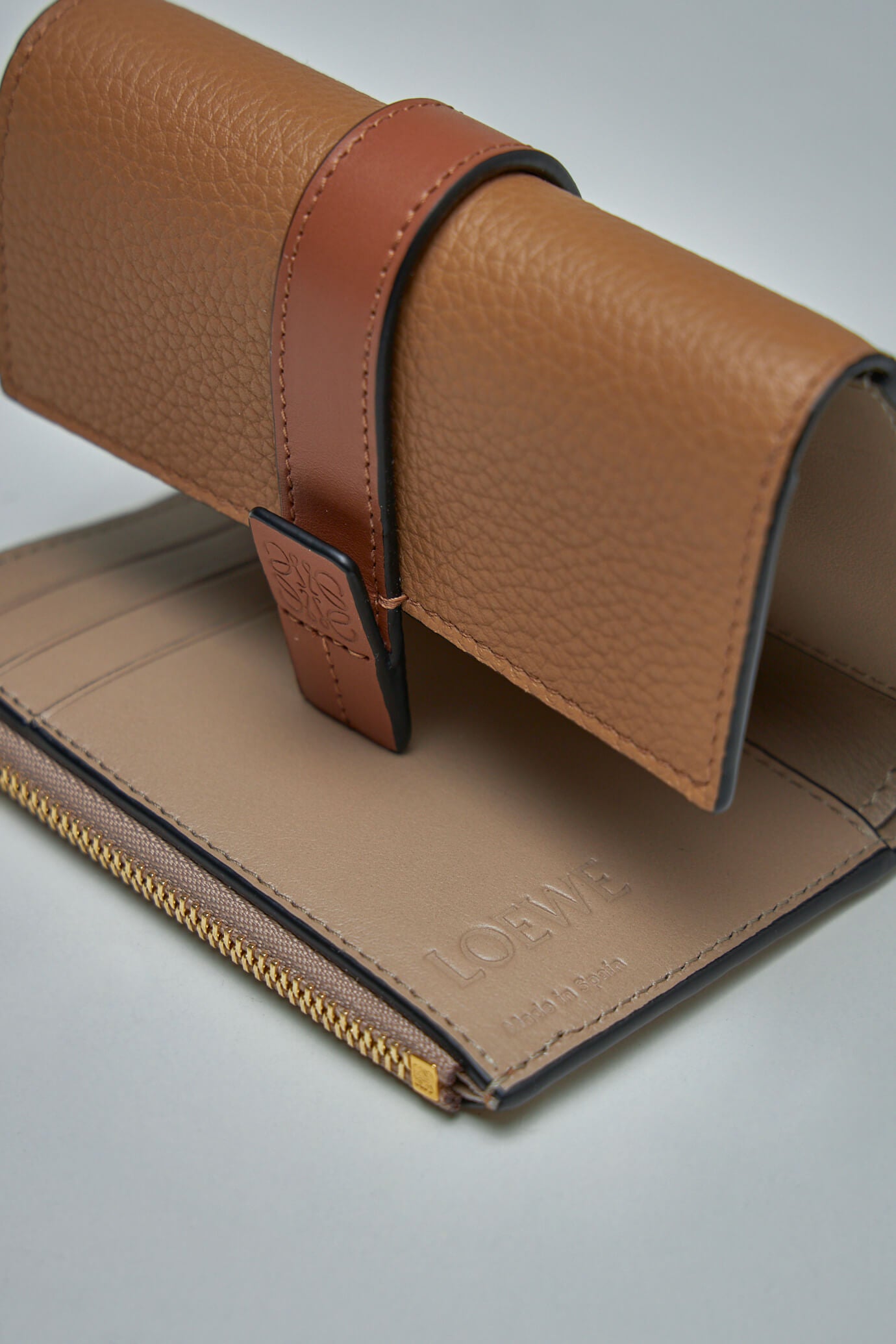 Small Vertical Wallet