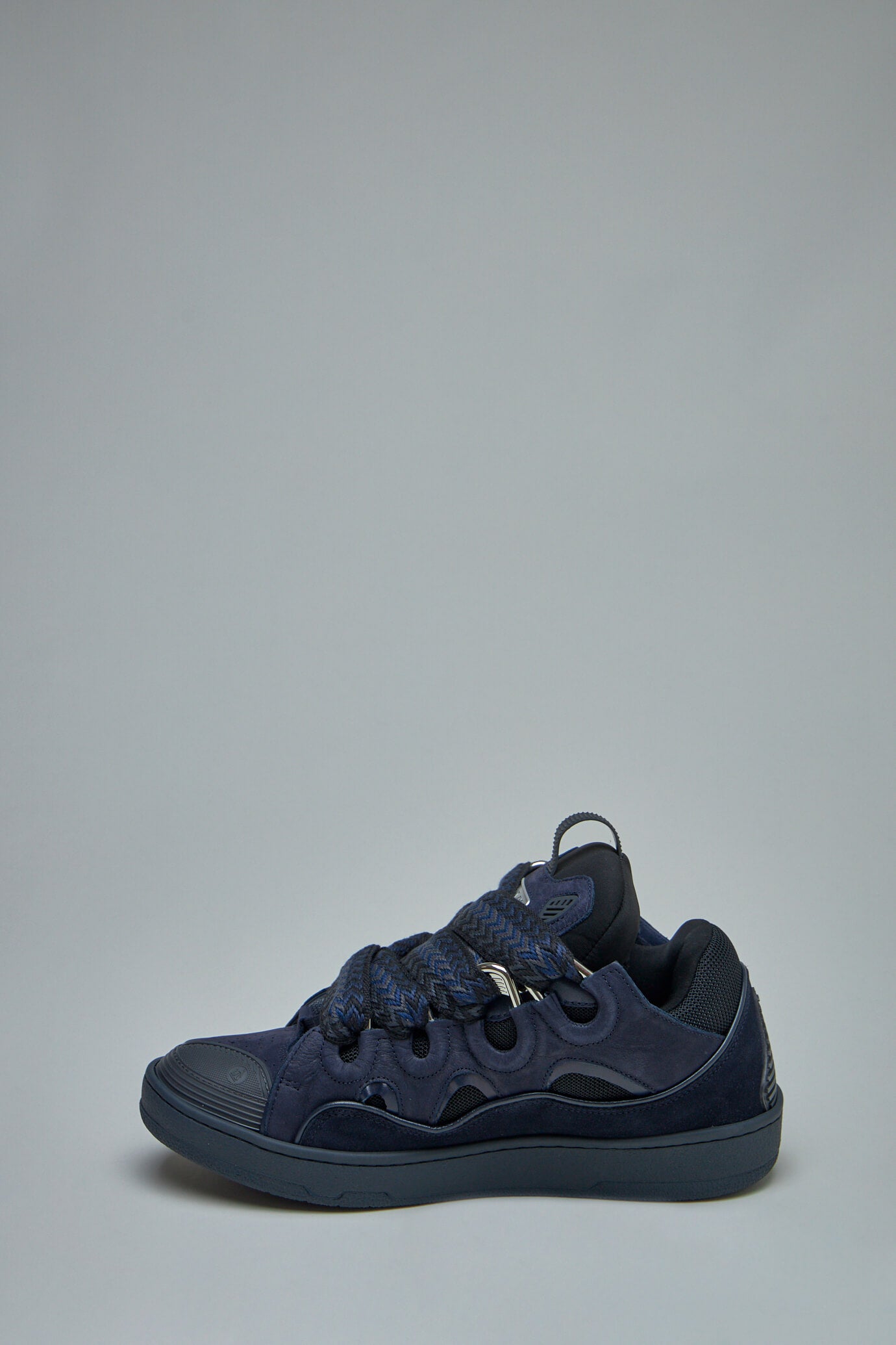 Curb Sneakers