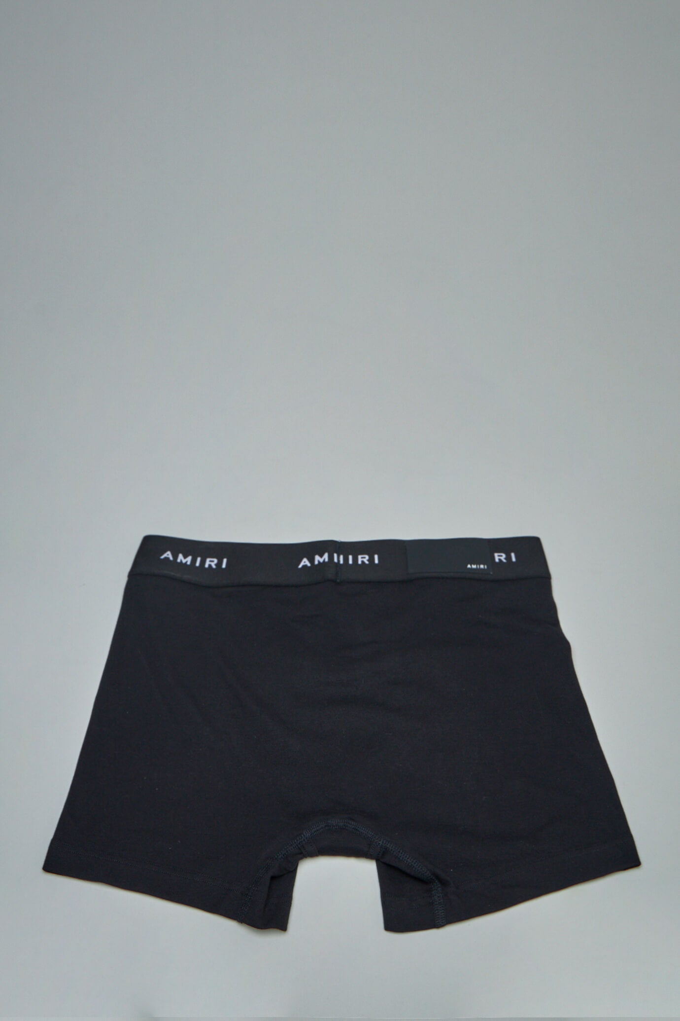 Logo Briefs