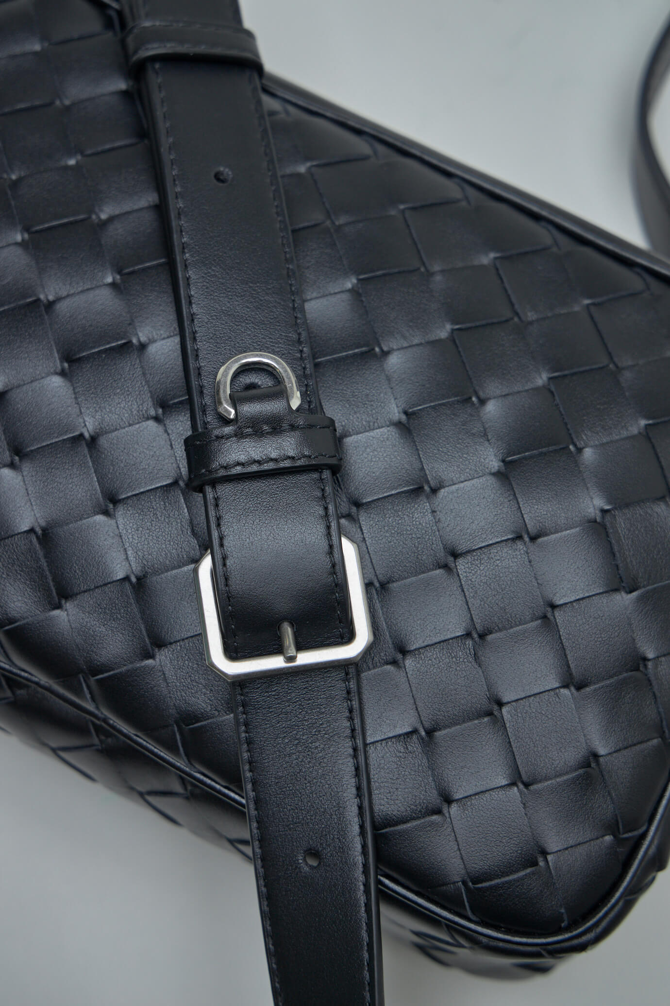 Small Intrecciato Camera Bag