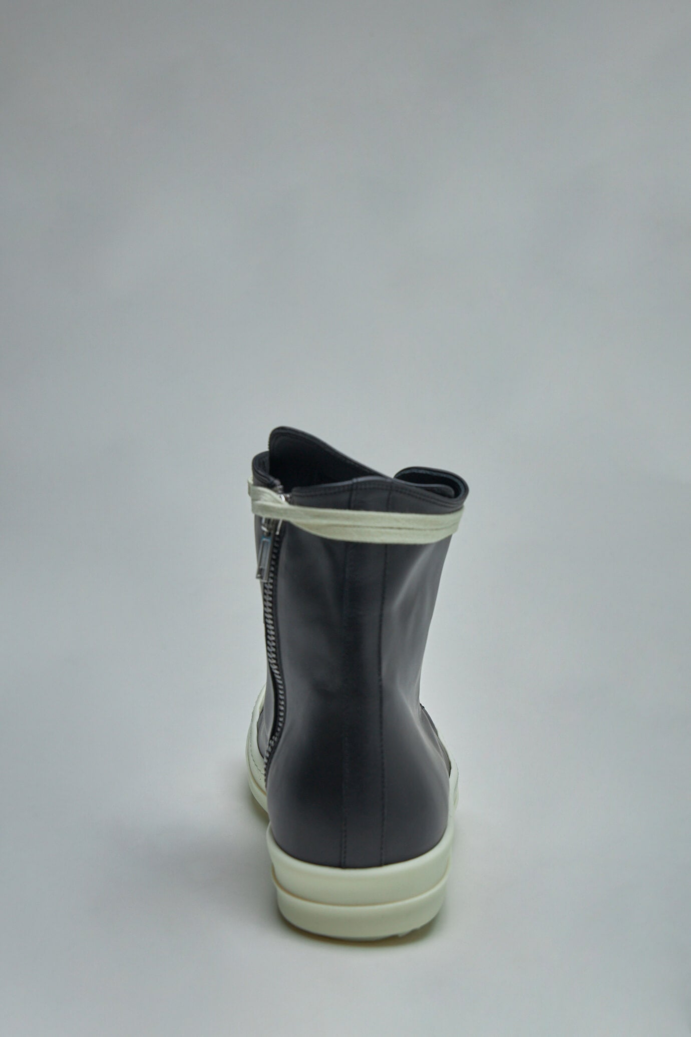 Luxor Sneakers