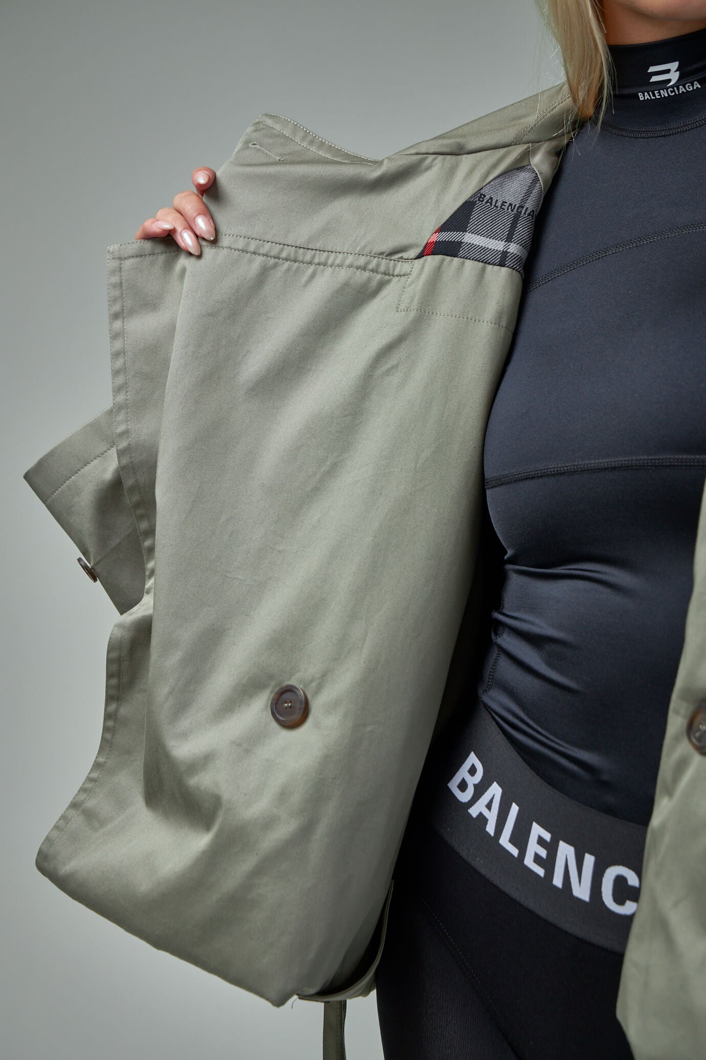Folded Trench