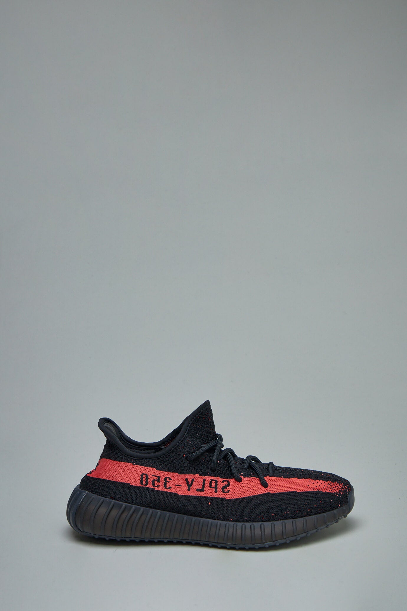 YEEZY 350 V2
