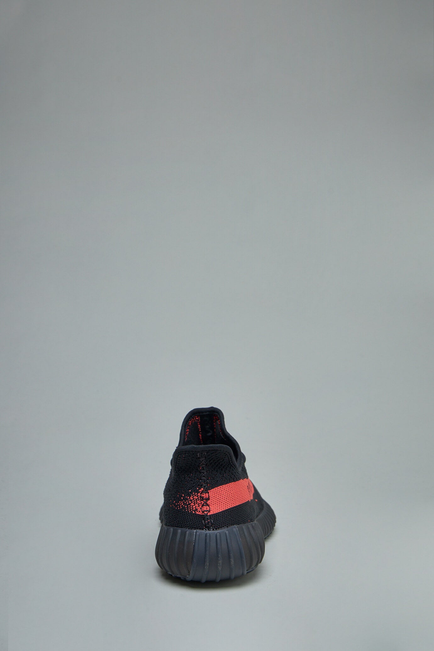 YEEZY 350 V2