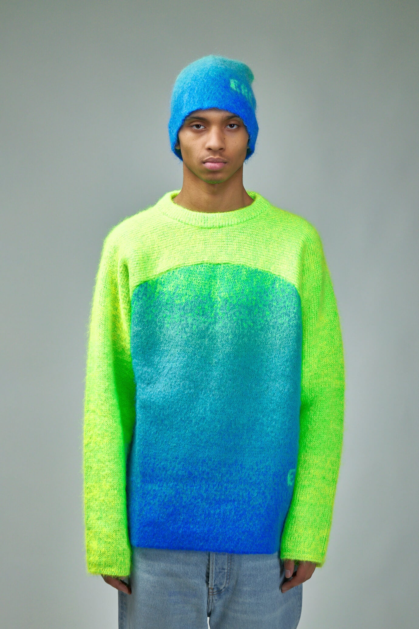 ERL Unisex Gradient Rainbow Sweater – LABELS