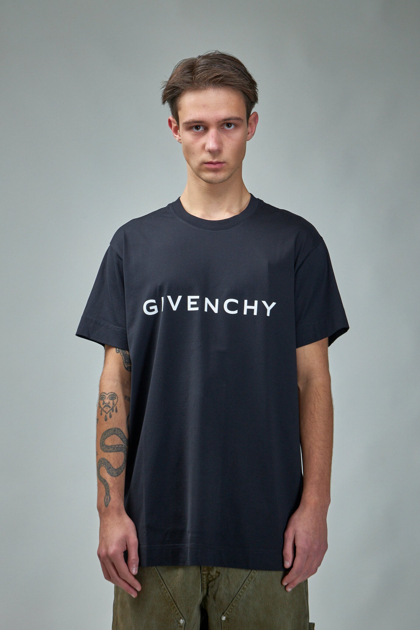 Givenchy Archetype Oversized T-shirt – LABELS