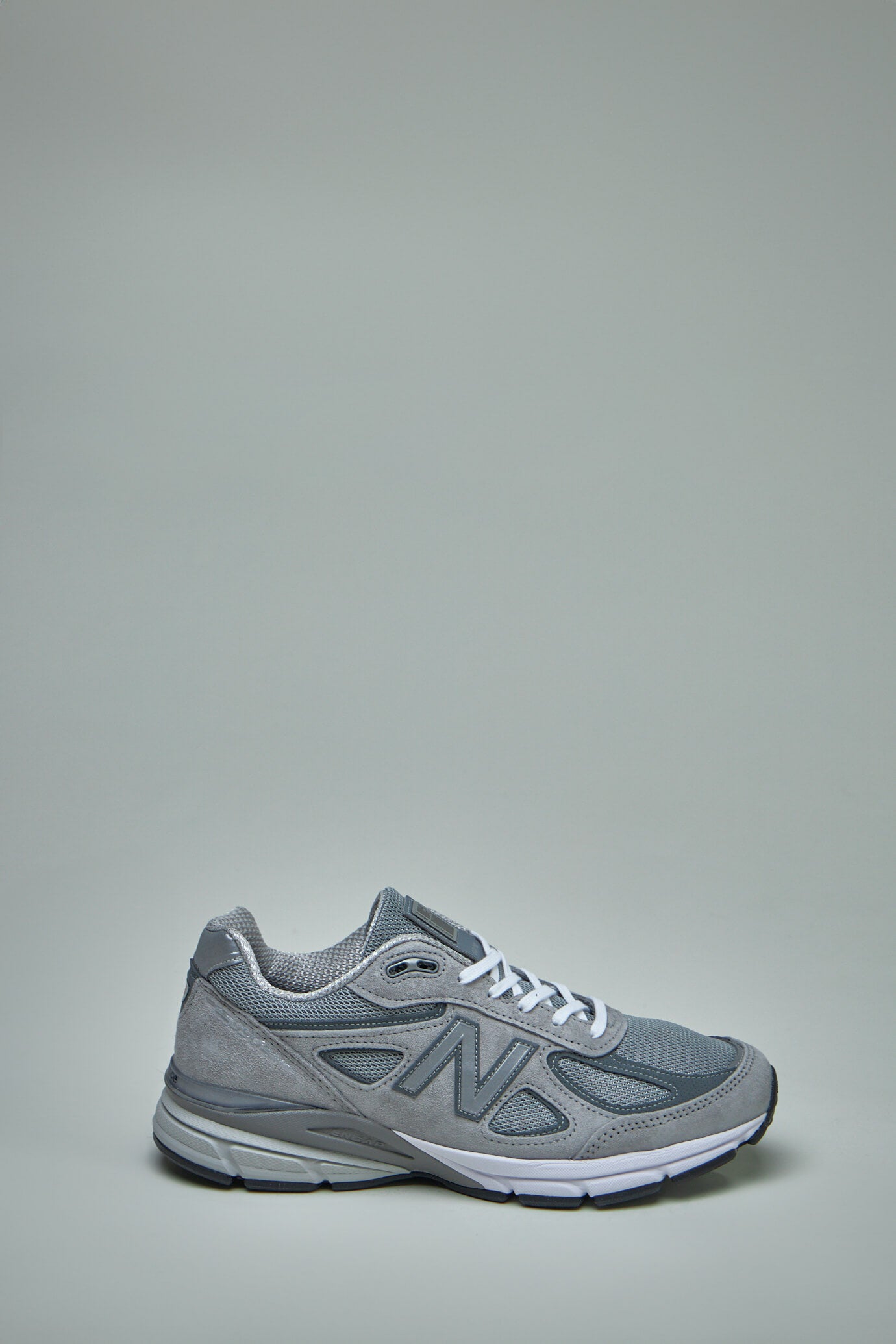 New Balance U990V4 – LABELS