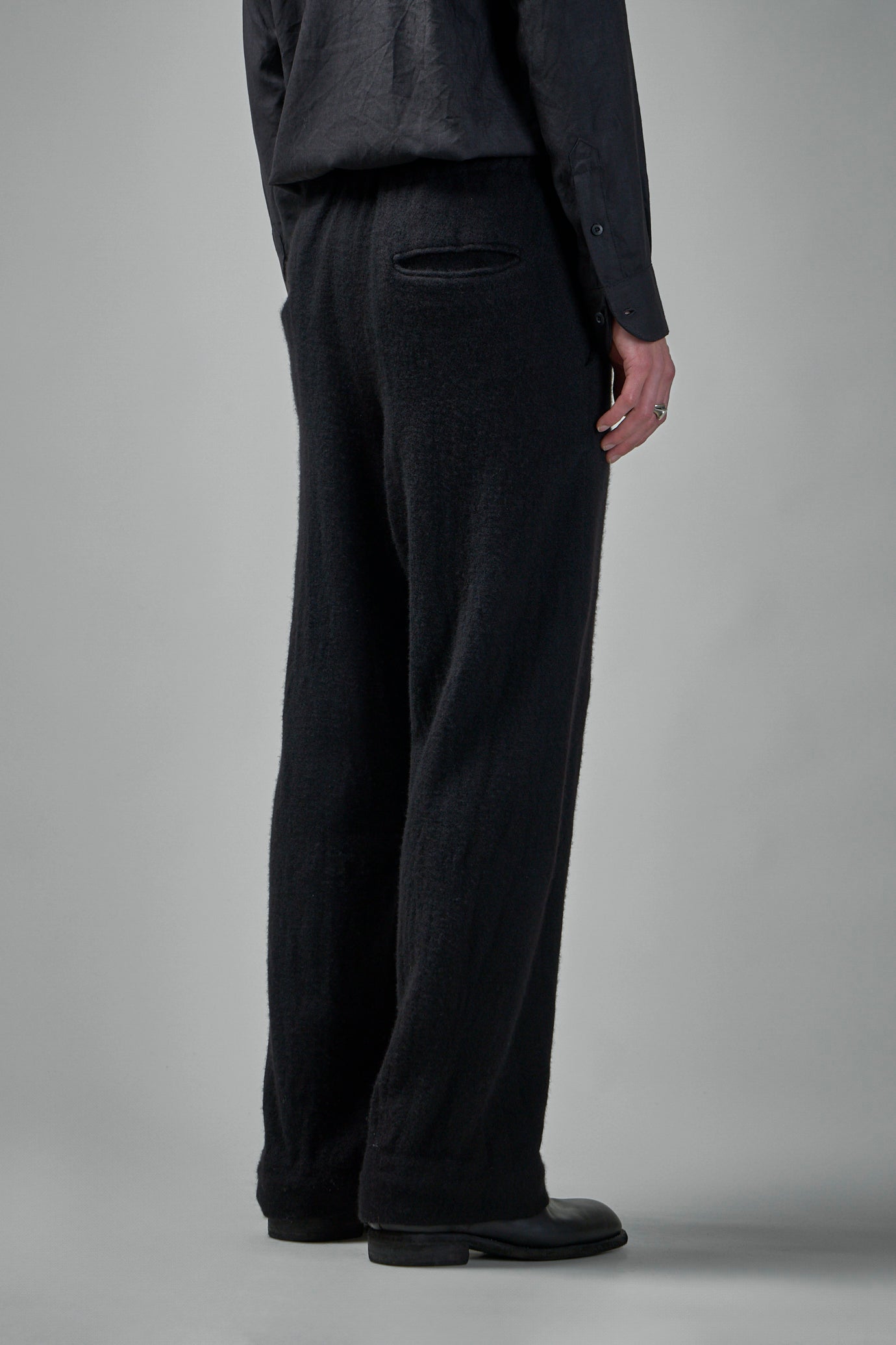 EV8P06 Handmade Relaxed-Fit Straight Leg Tailored Trouser