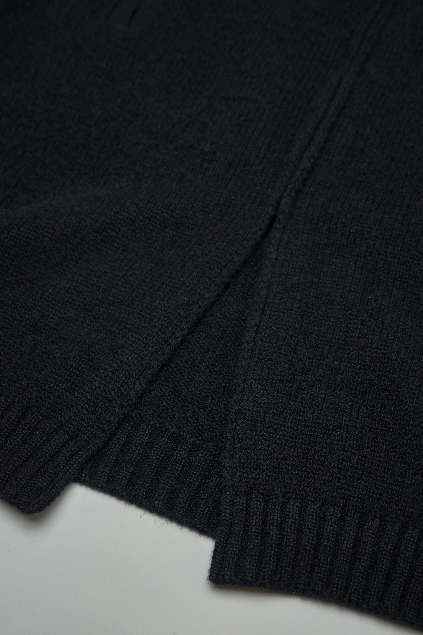 EV7WK01 Handmade Pure Cariaggi Yarn Cashmere Long Knit Cardigan