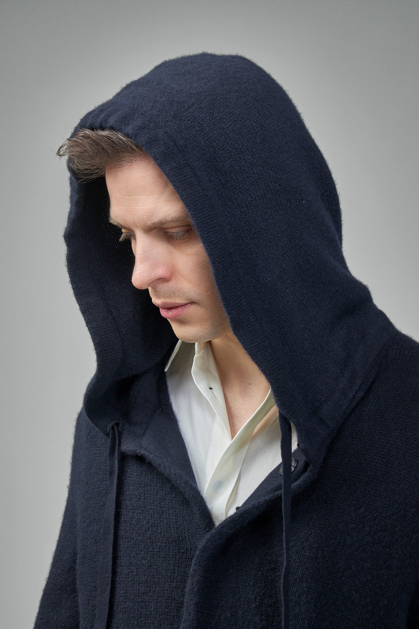 EV7WK02 Handmade Extended-Length Long Hooded Cardigan