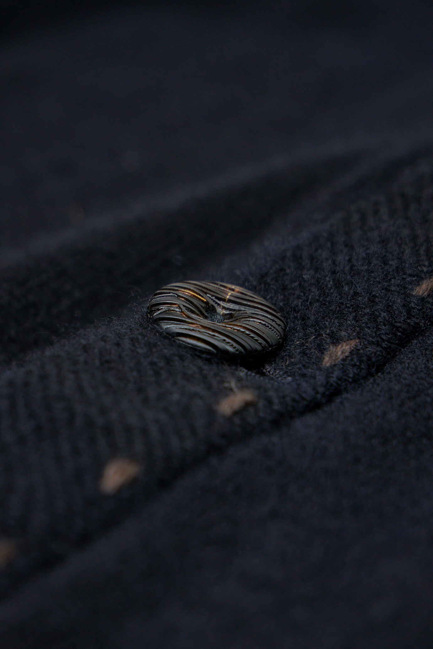 EV8K06 Handmade 8 Button-Front V-Neck Cardigan Sweater