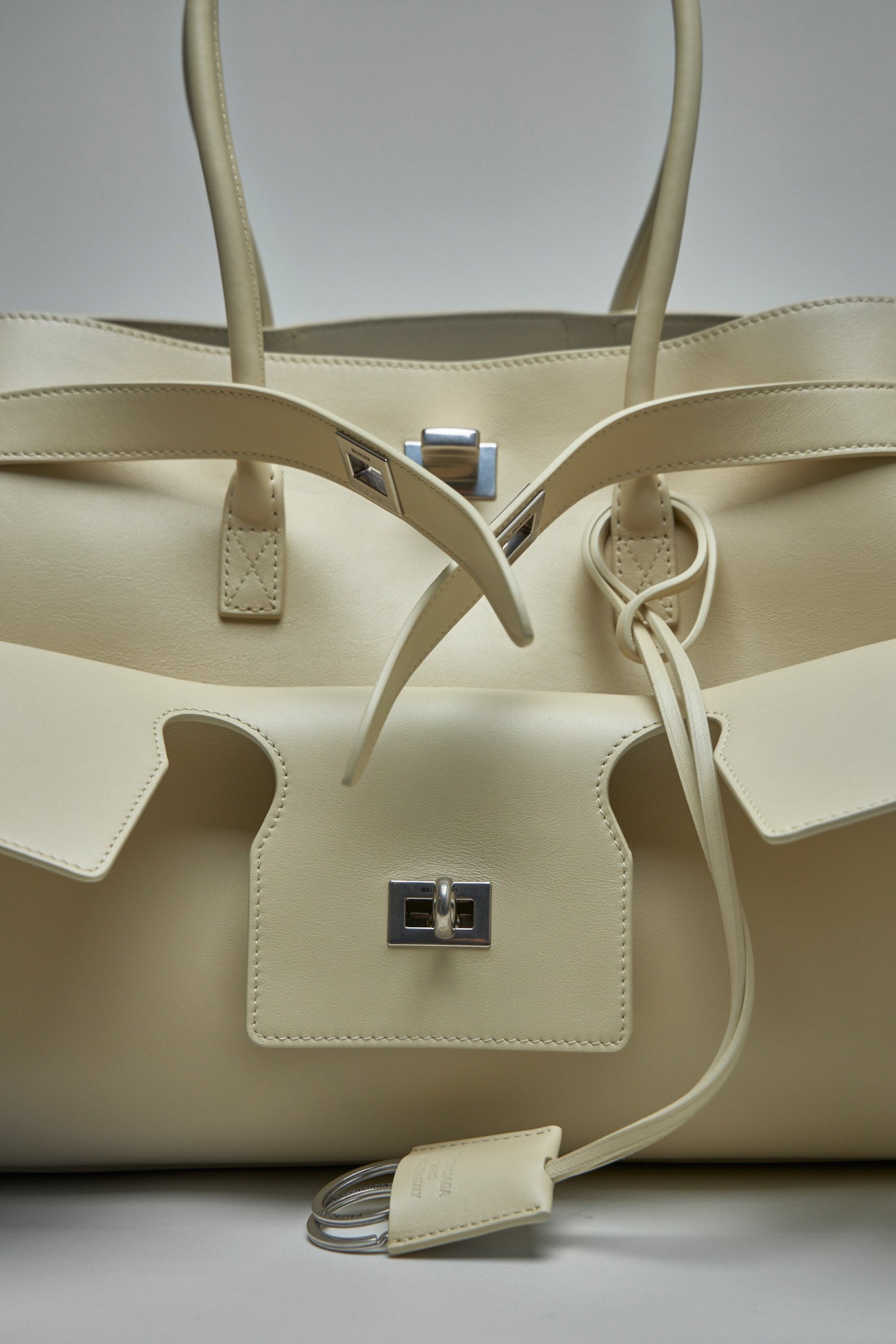 Bel Air Medium Carry All Bag