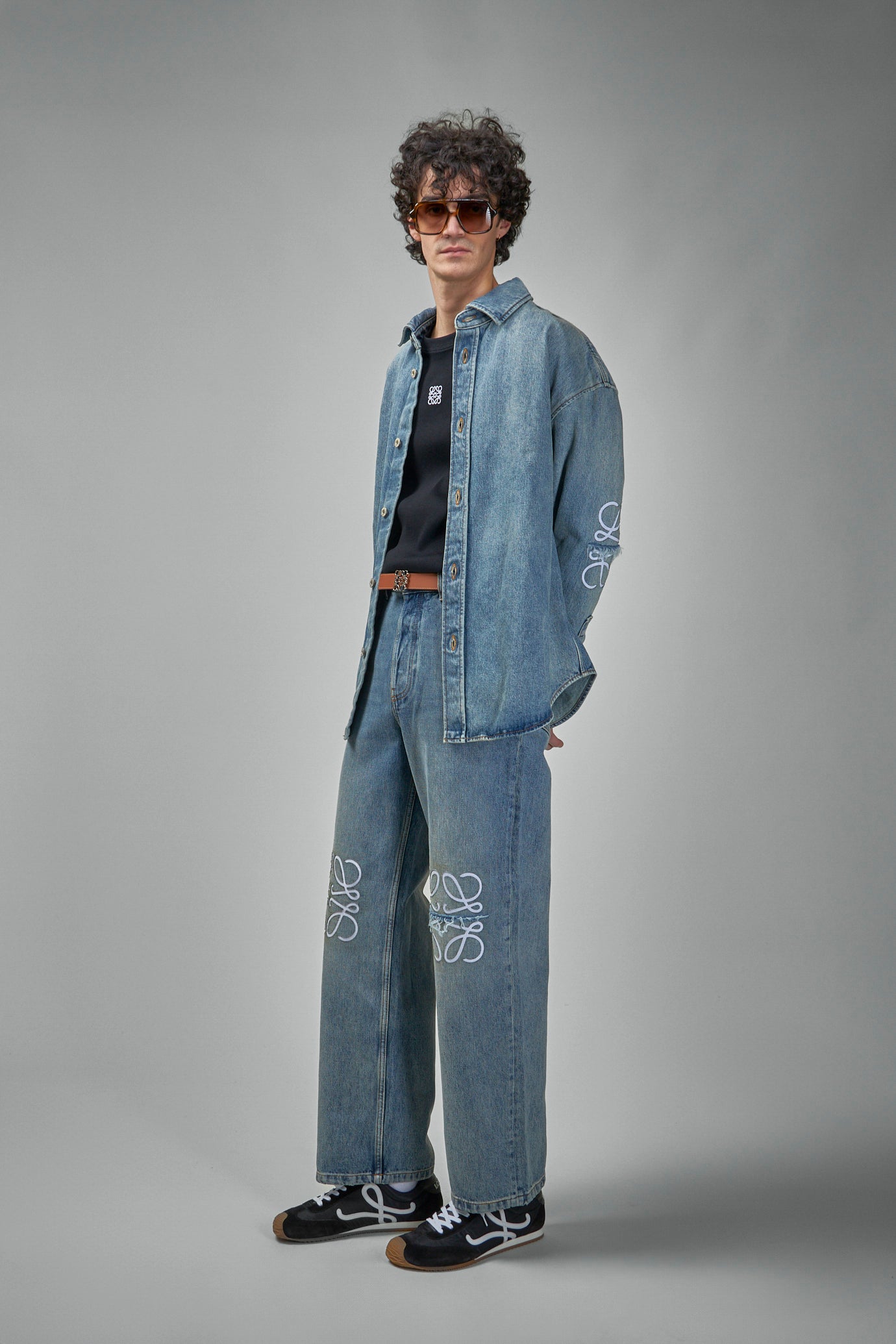 Anagram Baggy Jeans