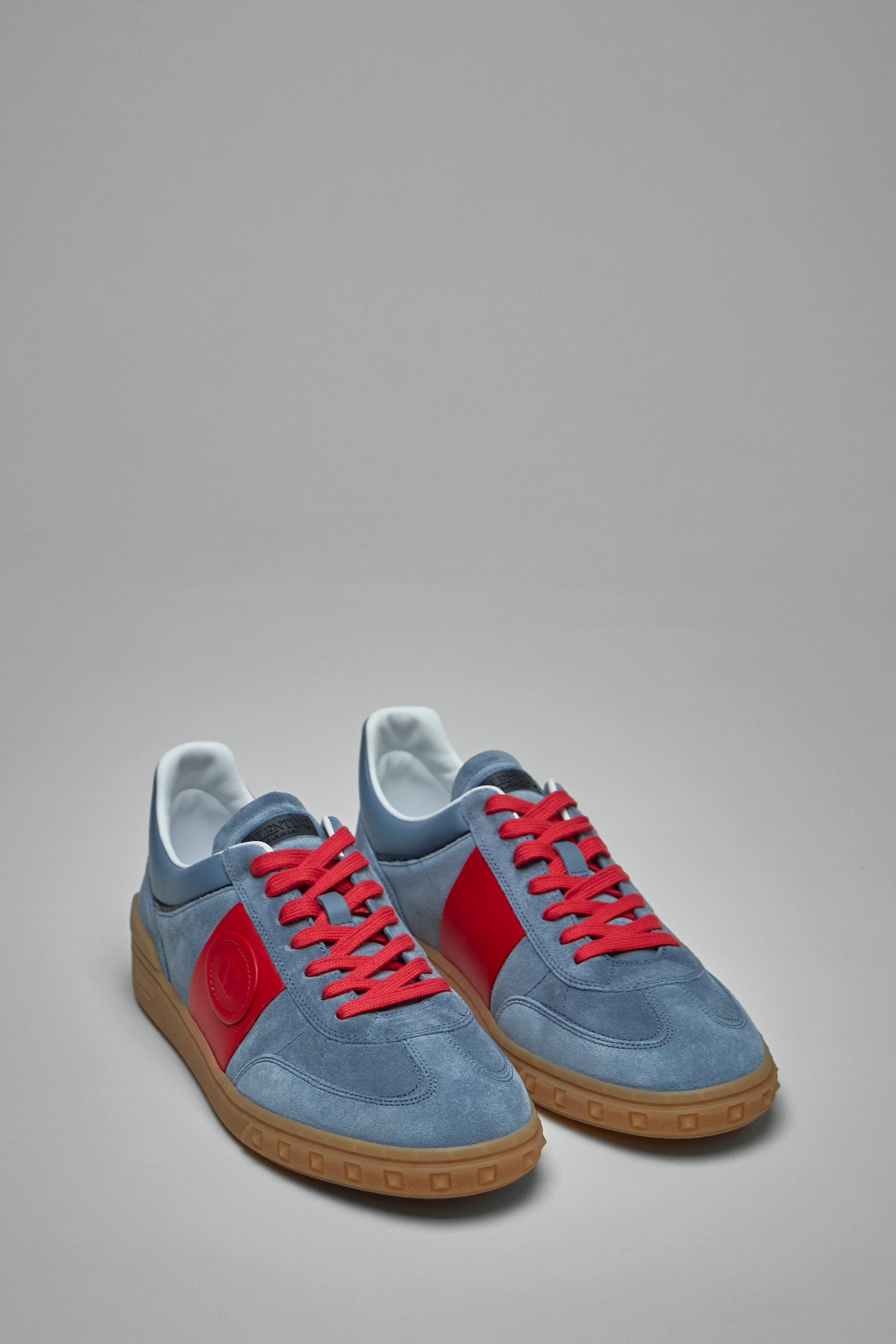 Upvillage Low Top Trainer