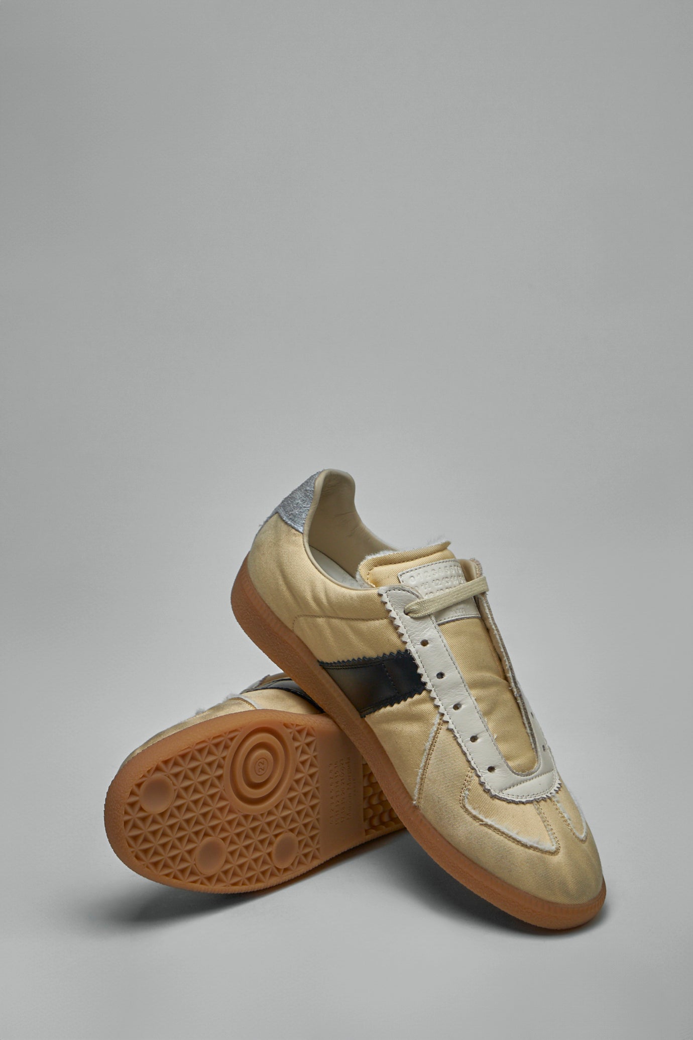 Replica