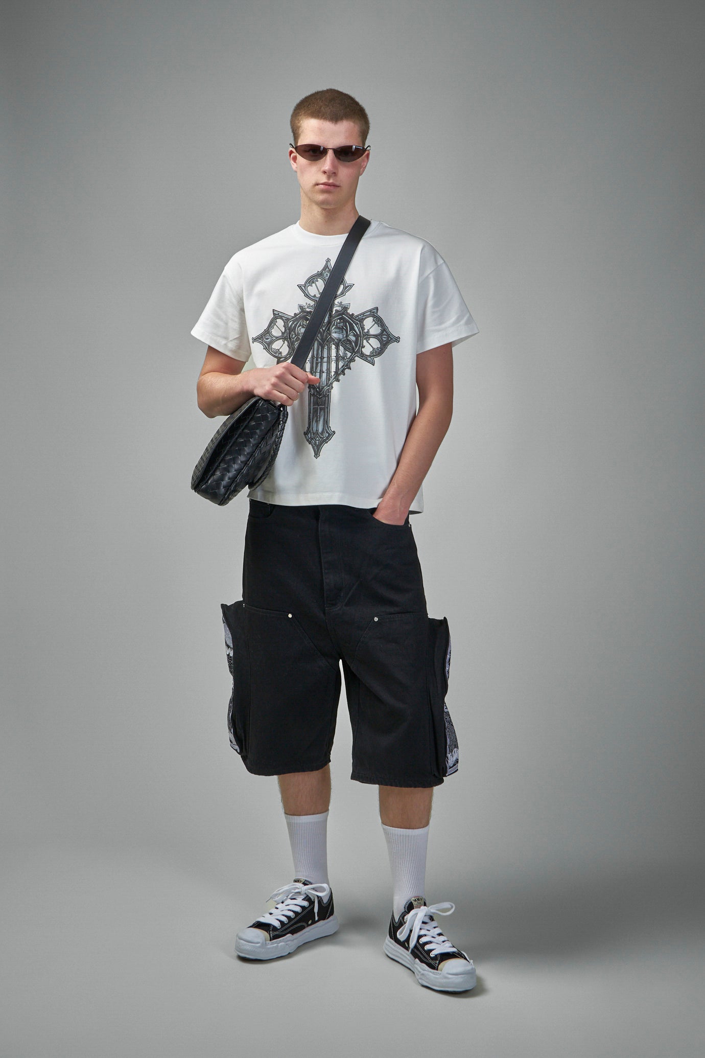 Side Embroidery Short