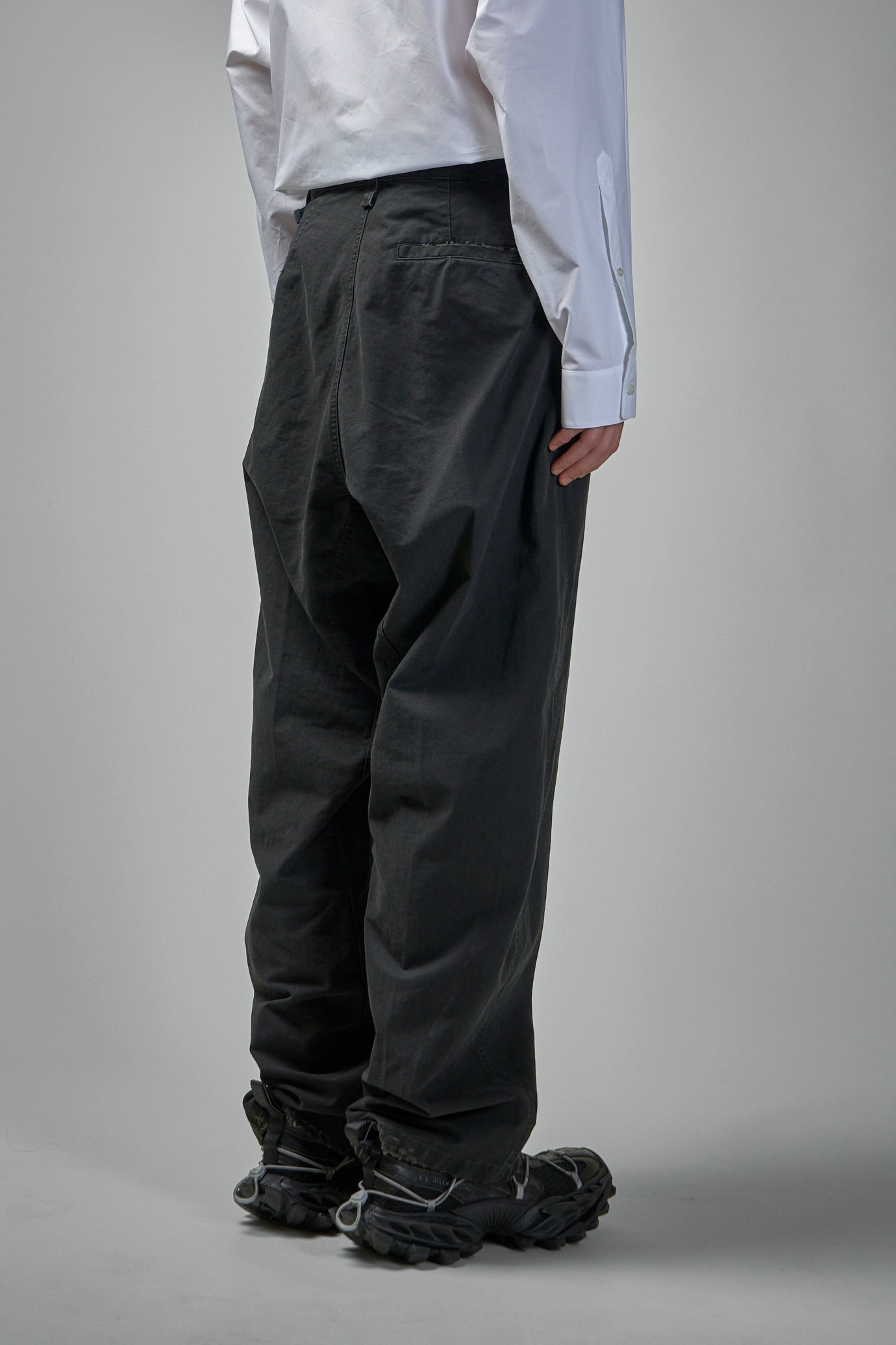 Minimal Cargo Pants