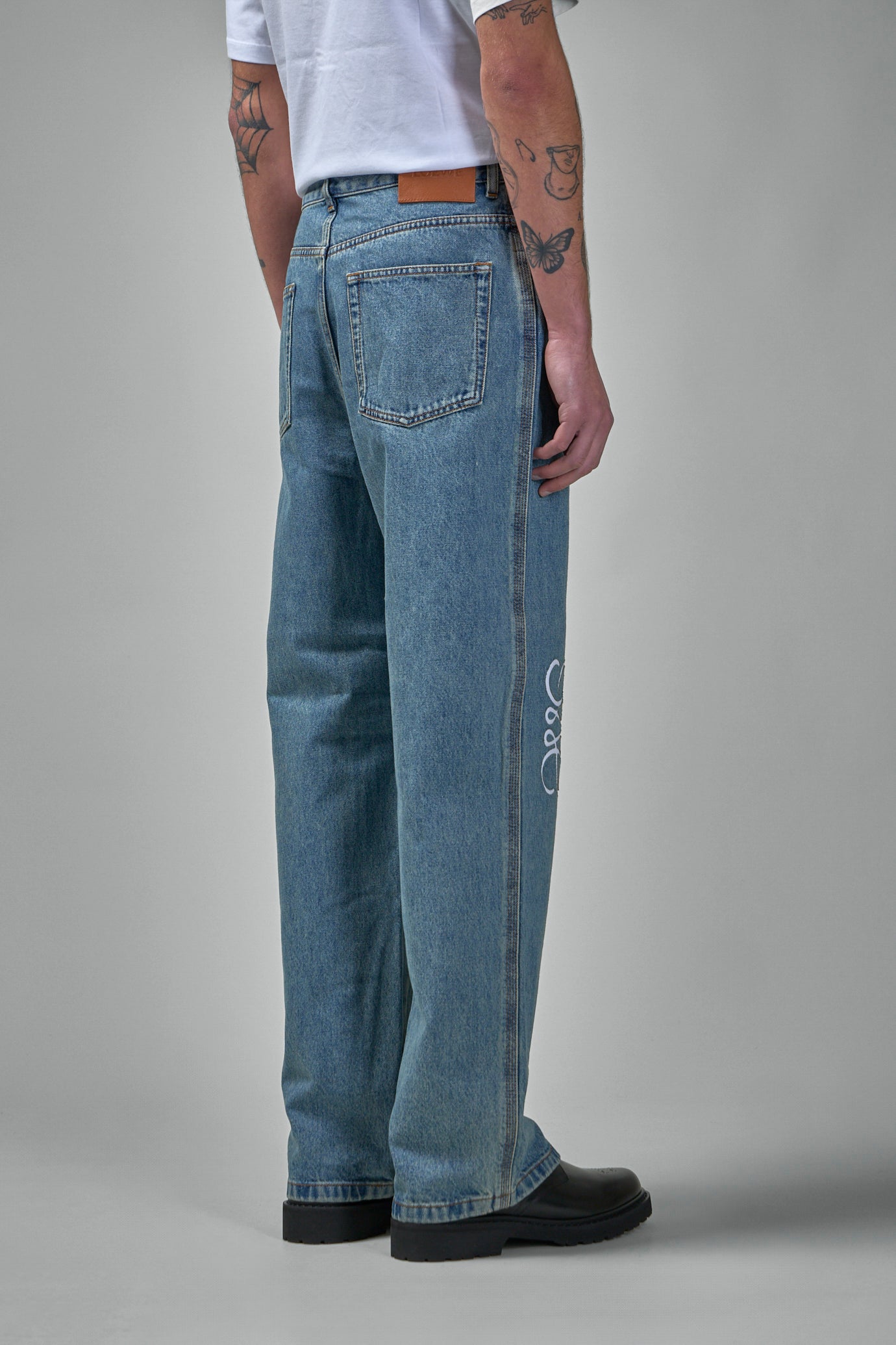 Anagram Baggy Jeans