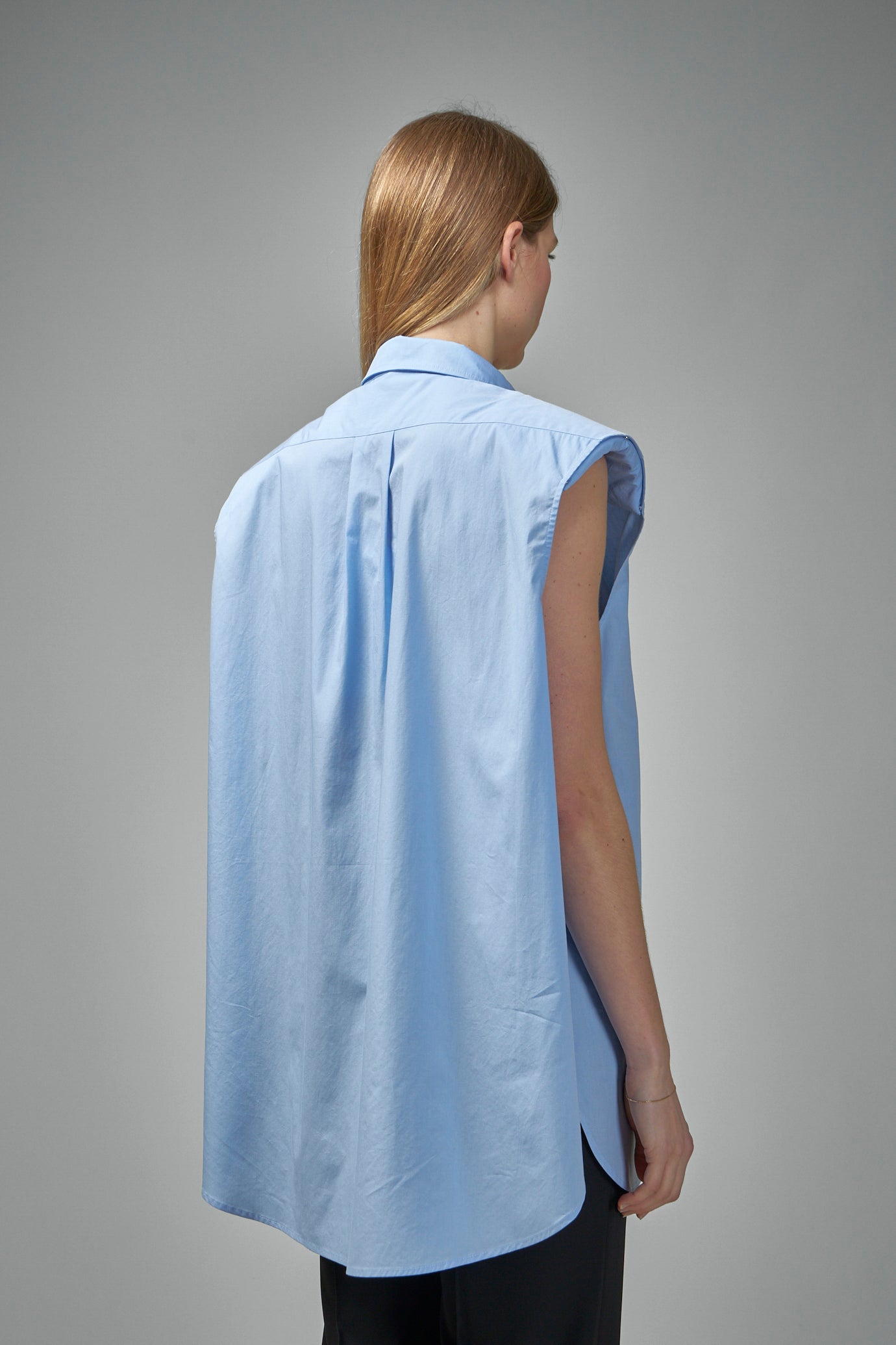 Ralf Sleeveless Oversized Shirt