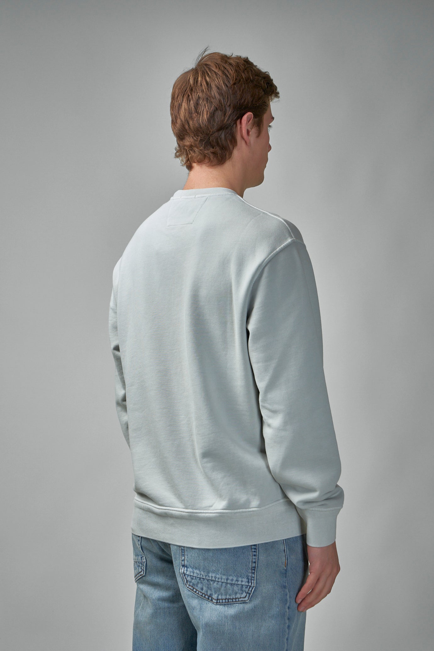 Fleece-Sweatshirt mit Rundhalsausschnitt und diagonal erhabenen Linsen