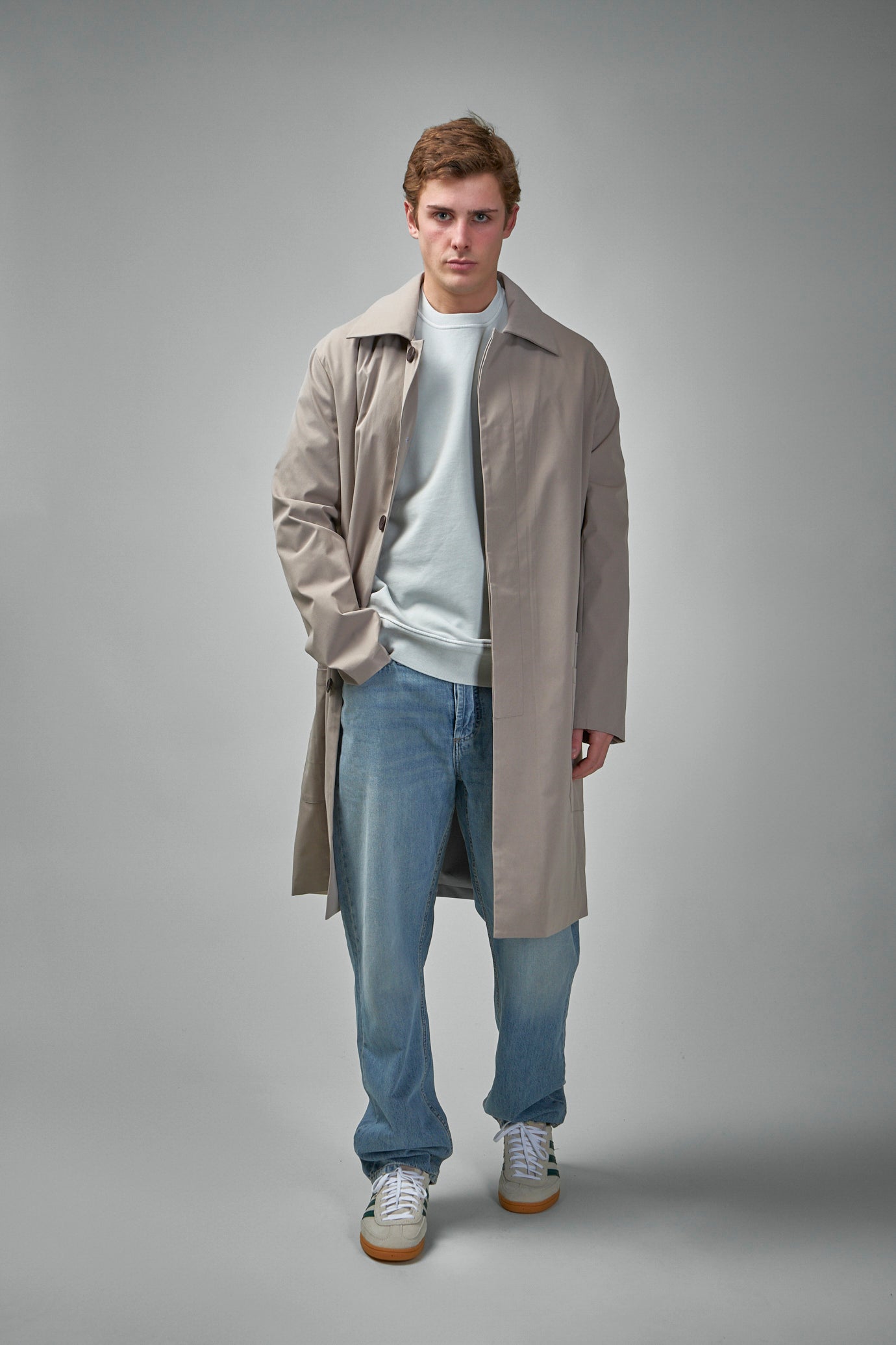 Fleece-Sweatshirt mit Rundhalsausschnitt und diagonal erhabenen Linsen