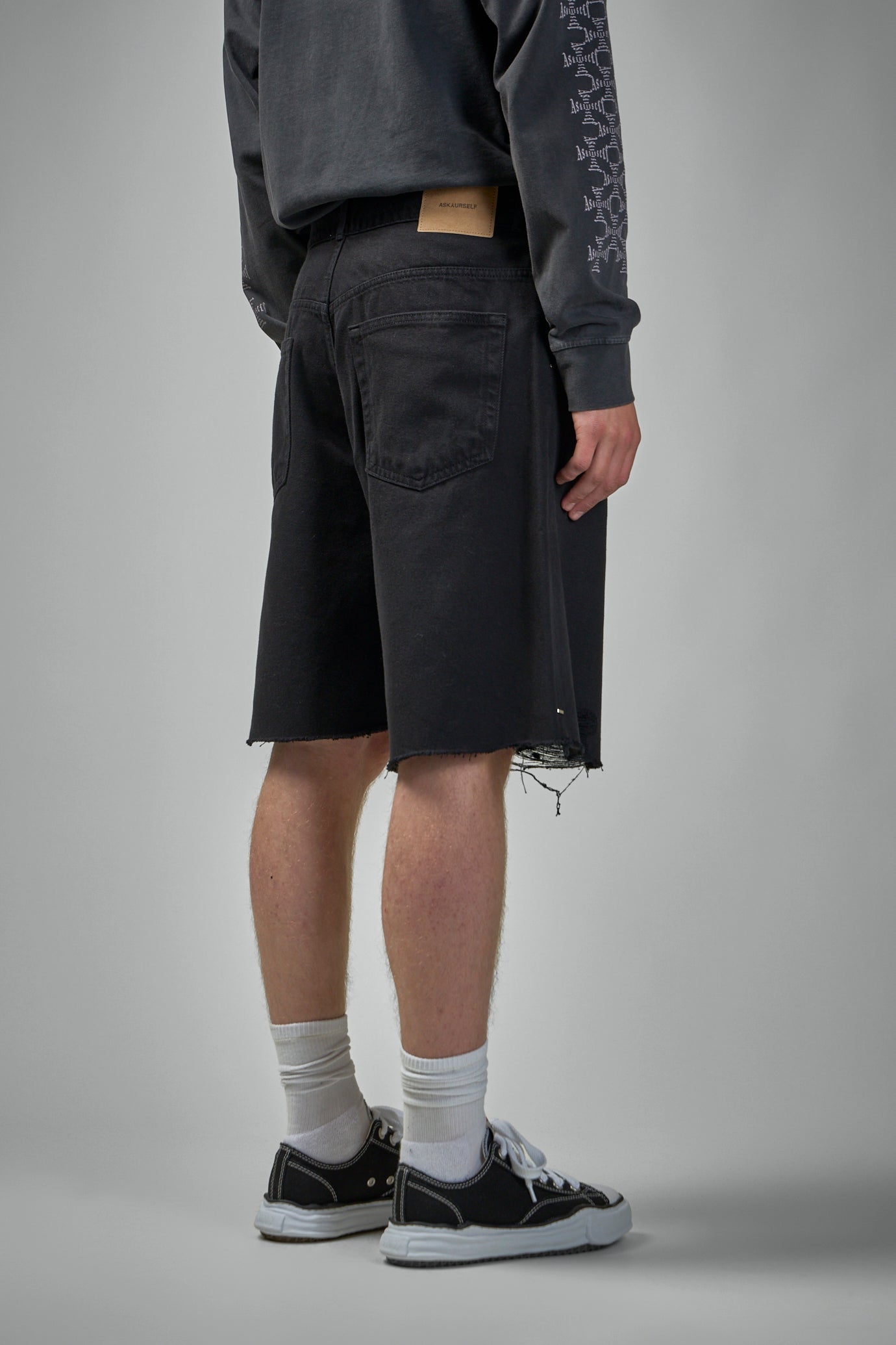 Frayed Baggy Denim Shorts