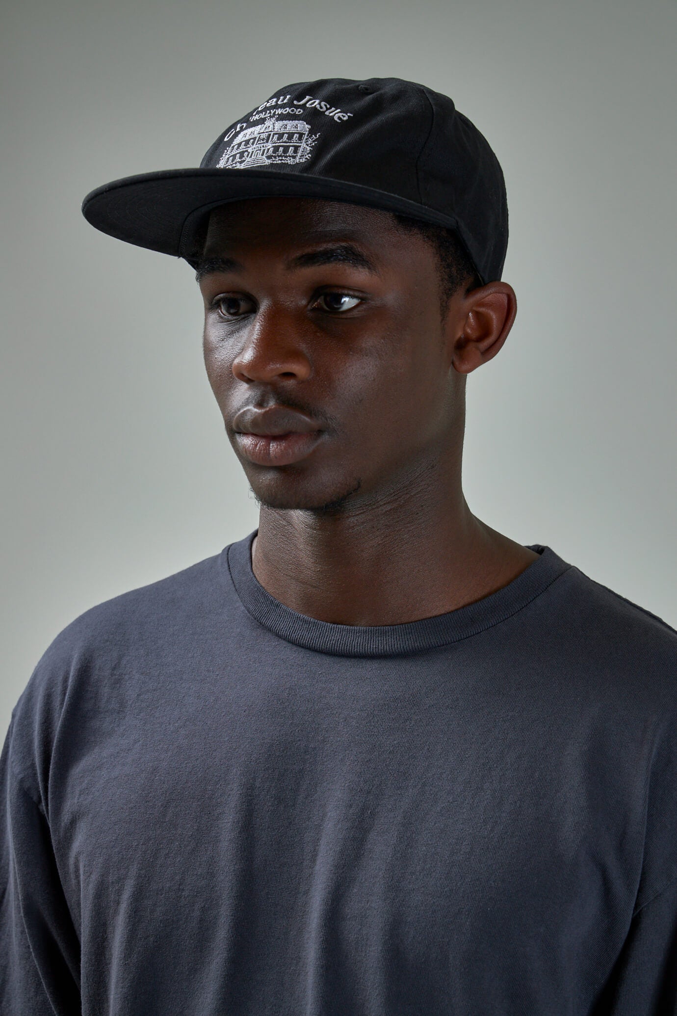 Chateau Josue Resort Cap, black