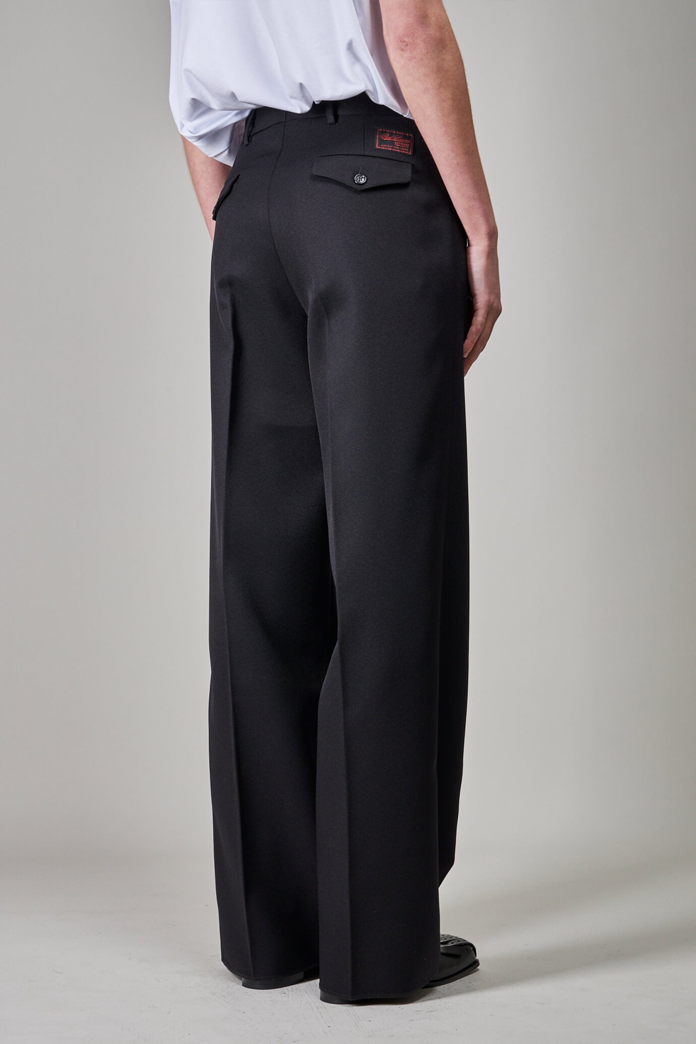 Classic Wide Leg Pants with 2 Back Pockets, black