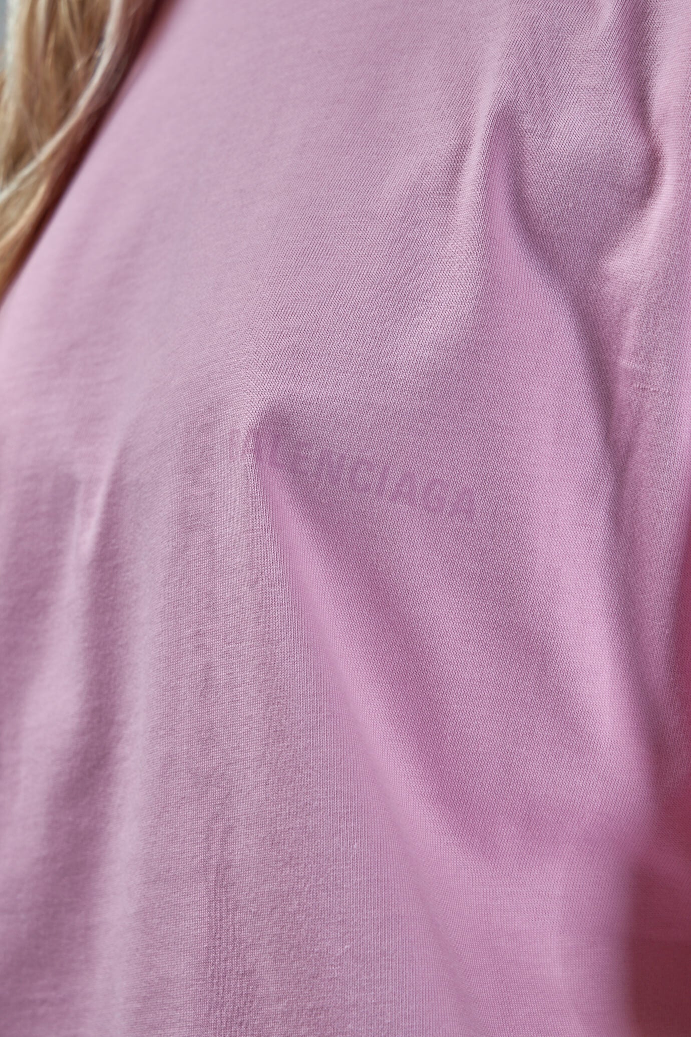 Medium Fit T-shirt