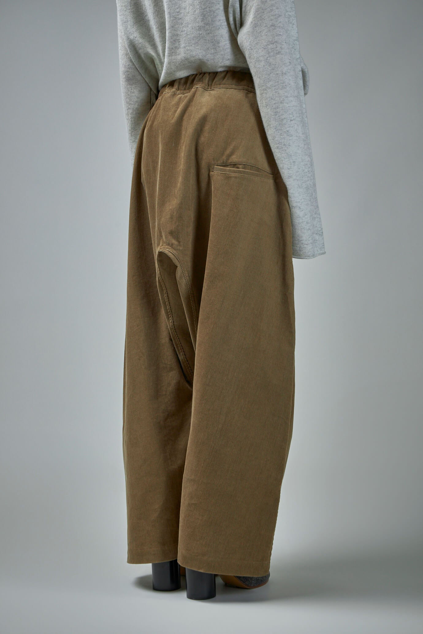 Plof Loose Fit Low Crotch Pants Ribbed