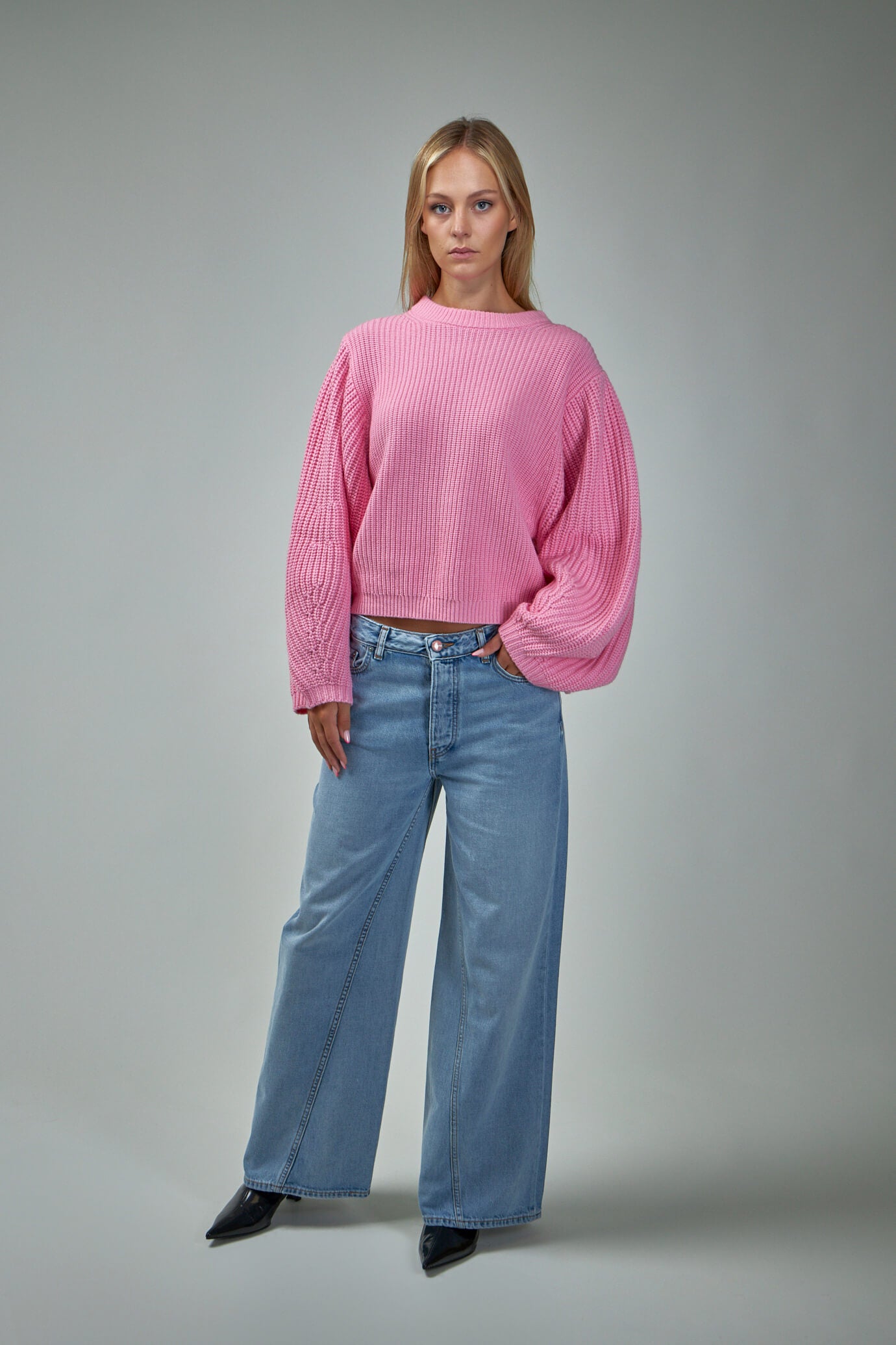 Cashmere Balloon Sleeve Crew Neck