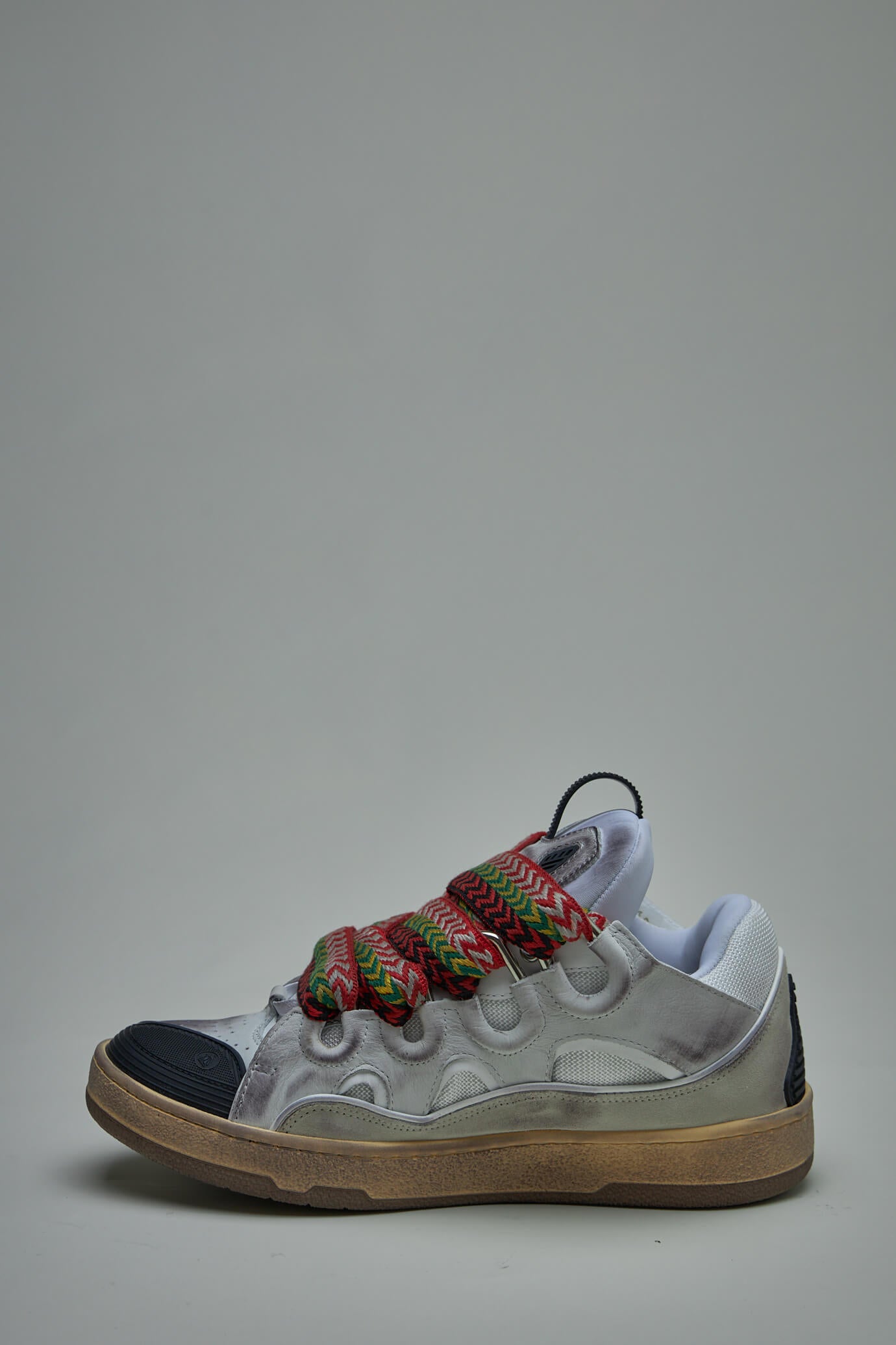Curb Sneaker