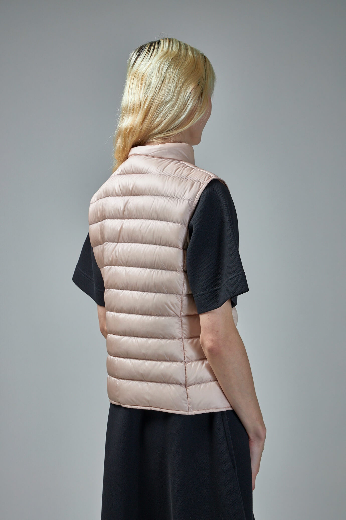 Liane Vest