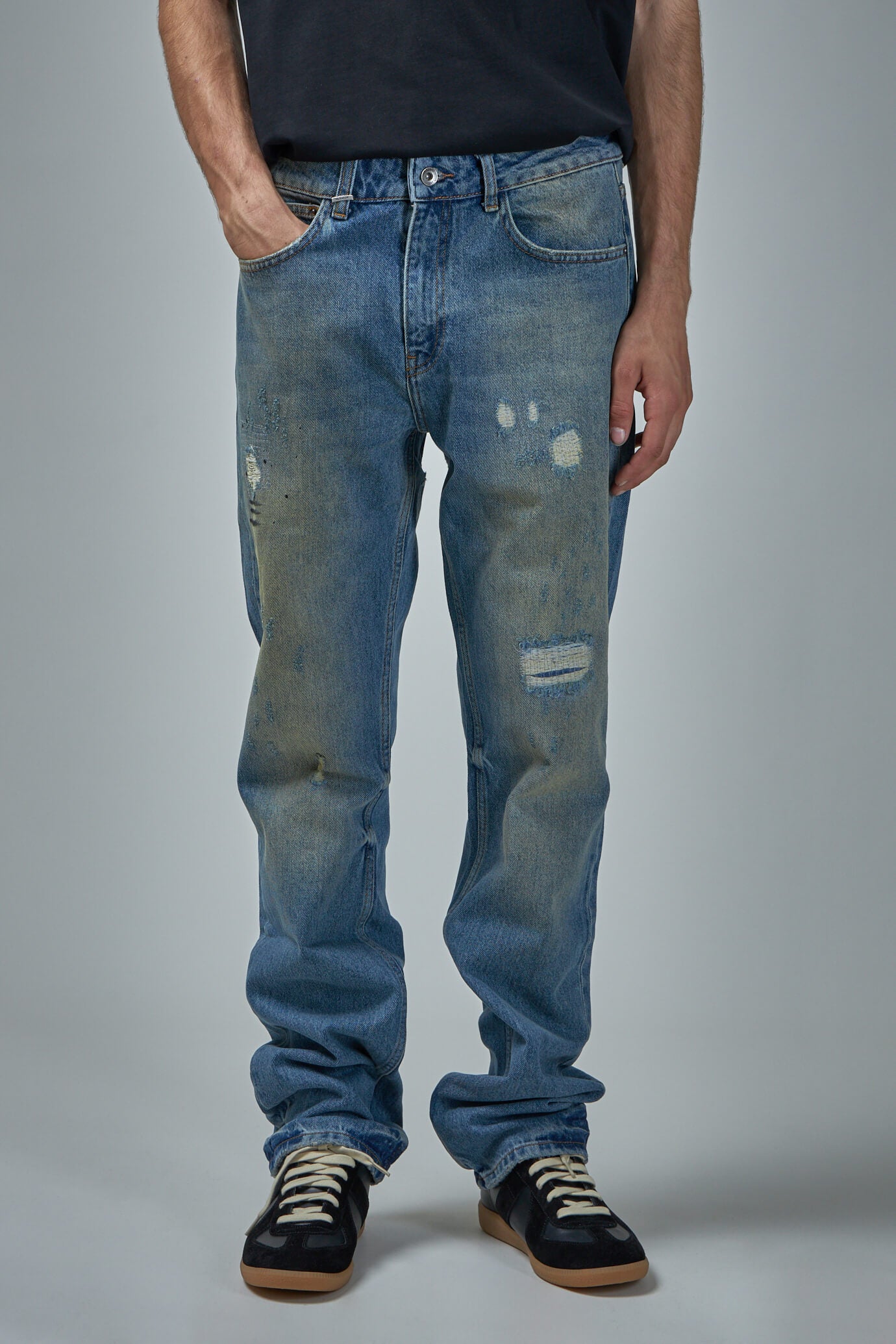Straight Jeans