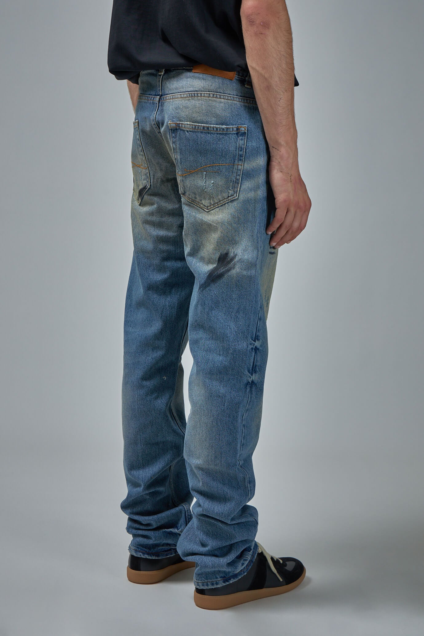 Straight Jeans
