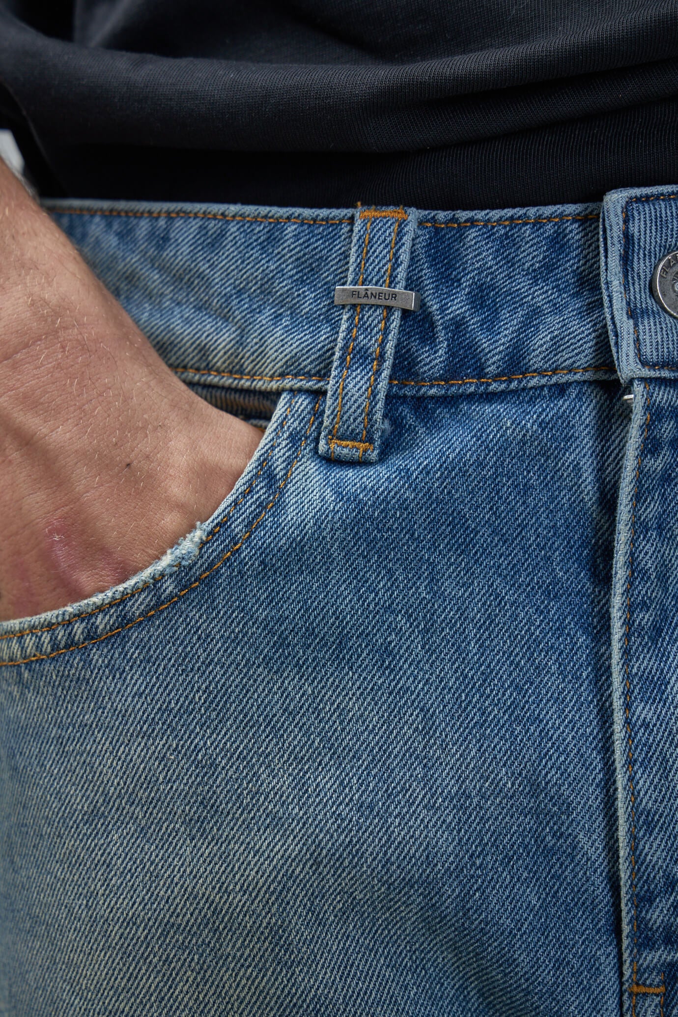 Straight Jeans