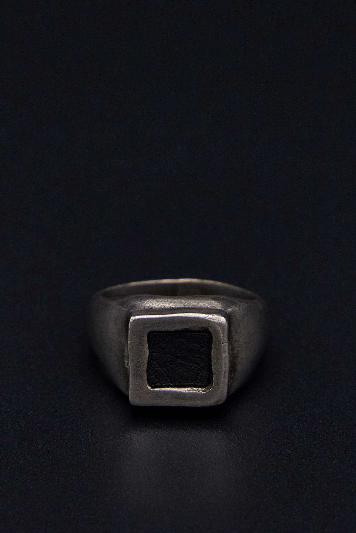 Silver Ring w/ Kangaroo Leather 925