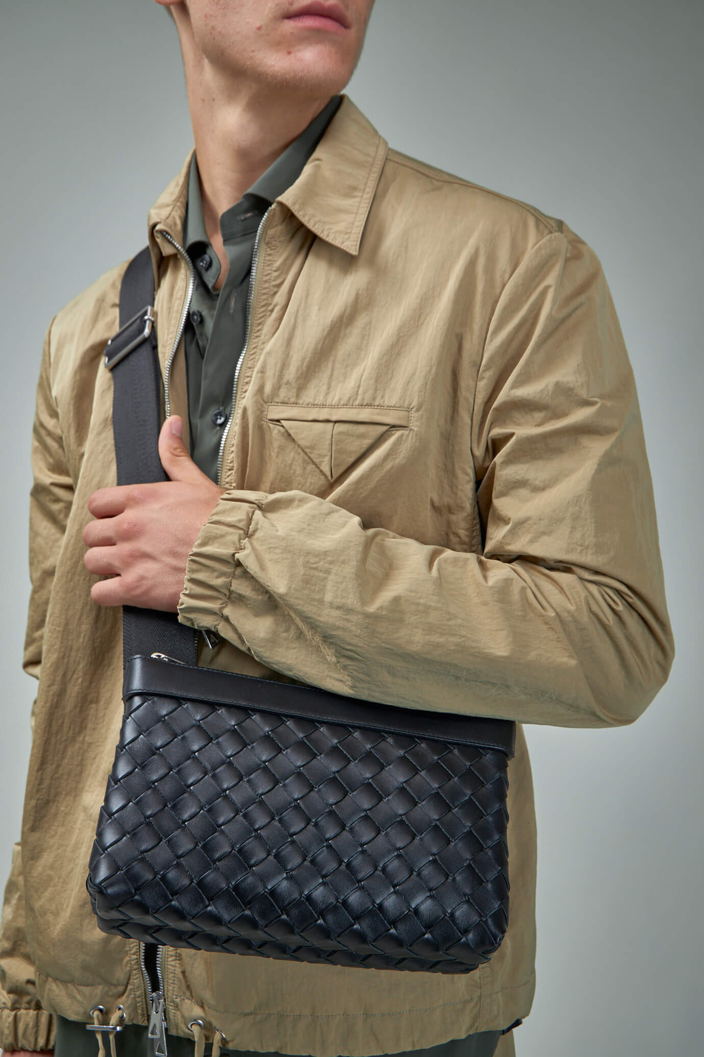 Men's Duo Intrecciato Leather Crossbody Bag