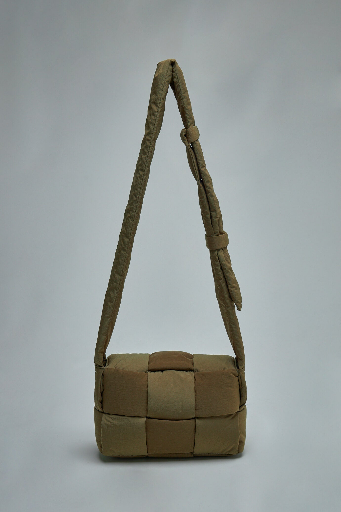 KAOBIO Cotton Padded Cassette Crossbody Bag Puffer Woven Shoulder Bag Puffy  Down Knitting Handbag Nylon Y2k Trendy Purse (Black): Handbags