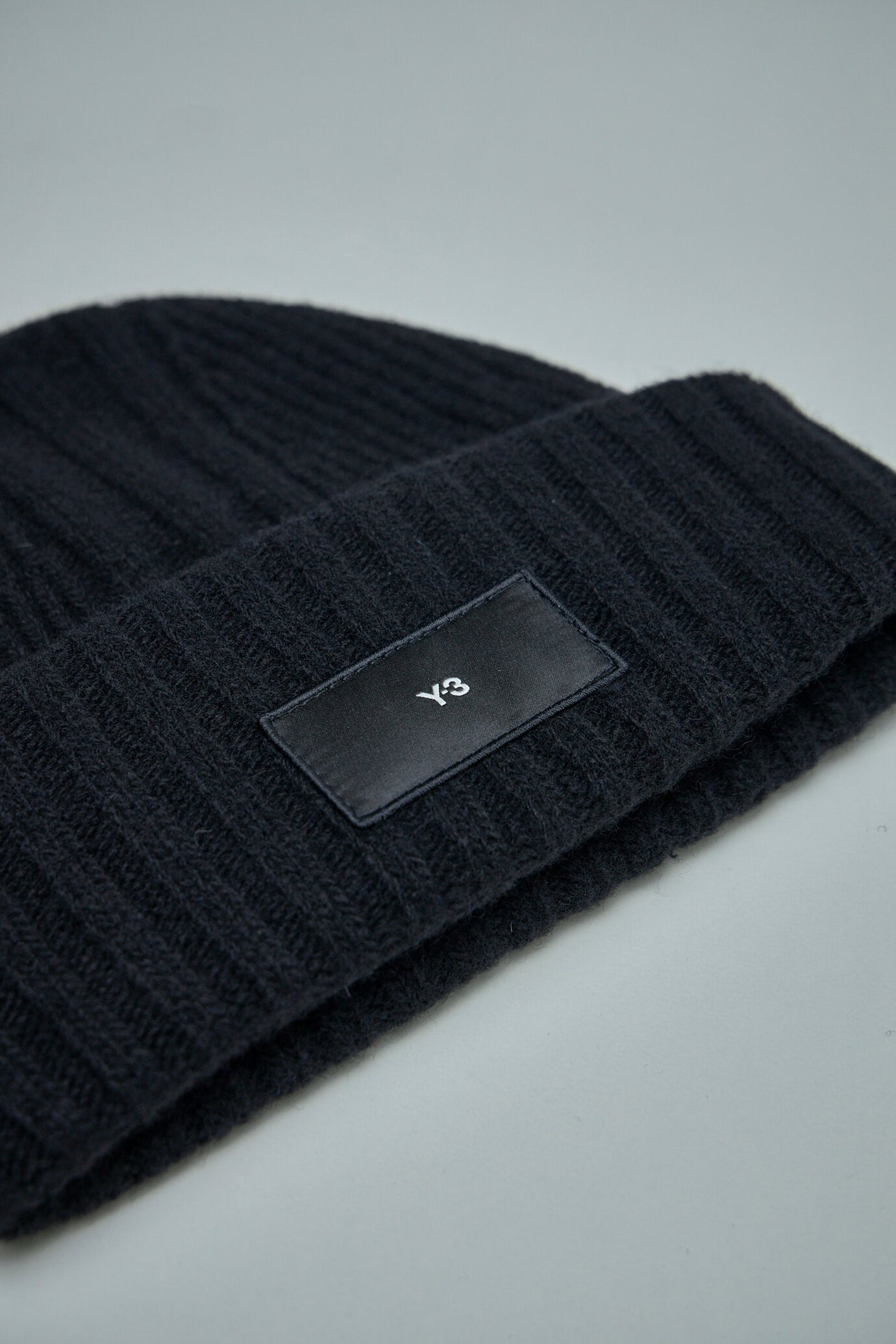 Y-3 Knit Beanie – LABELS