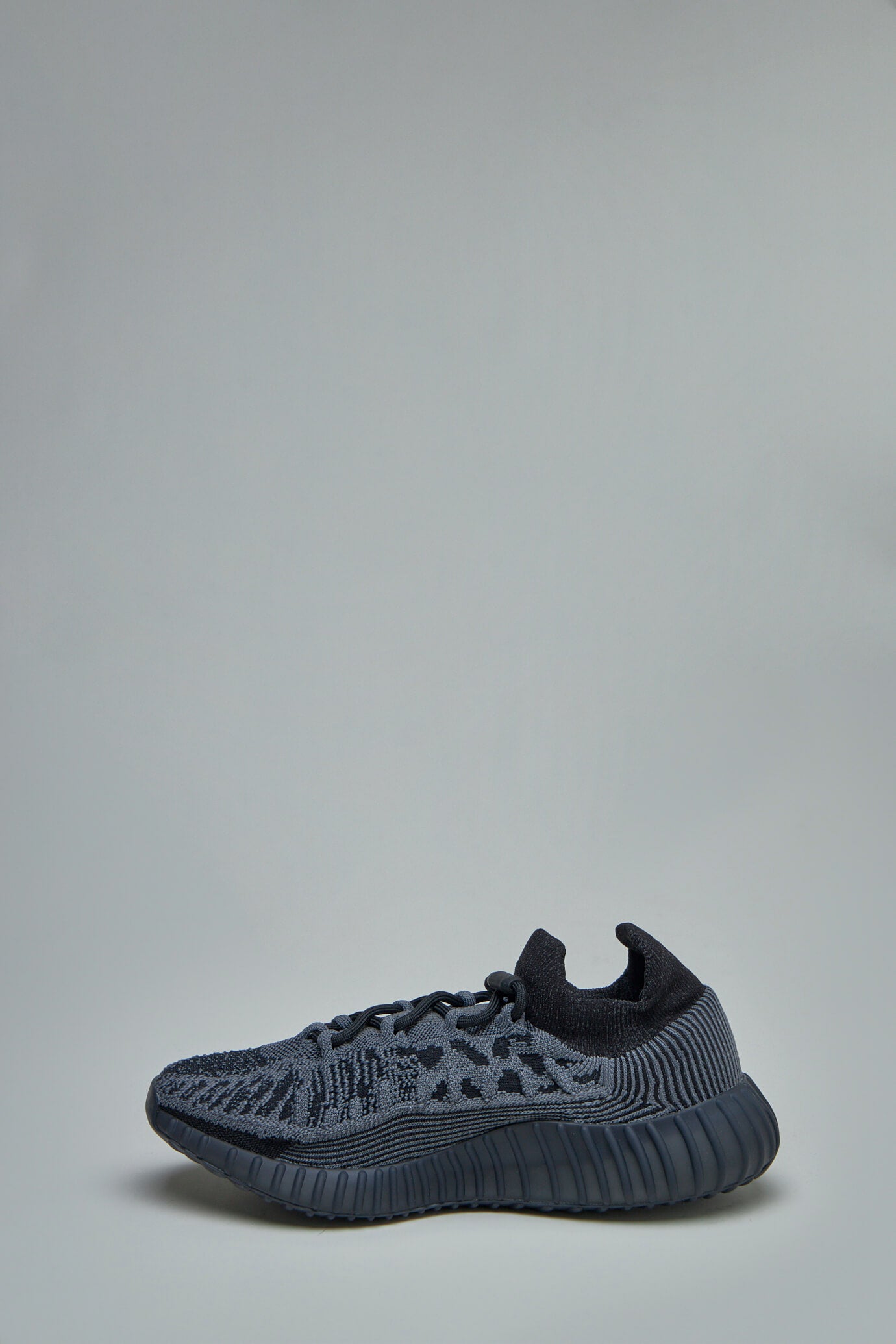 Harga yeezy boost 350 best sale v2 static