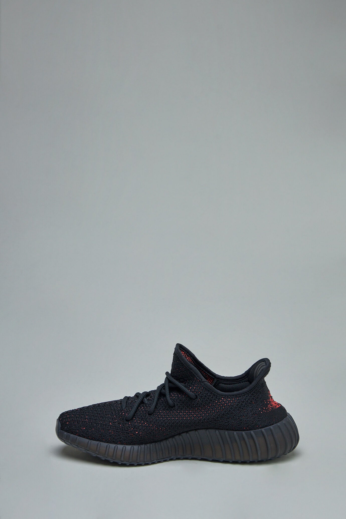 YEEZY 350 V2