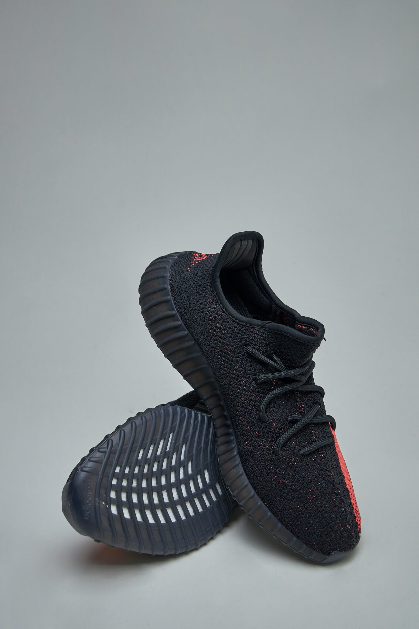 YEEZY 350 V2
