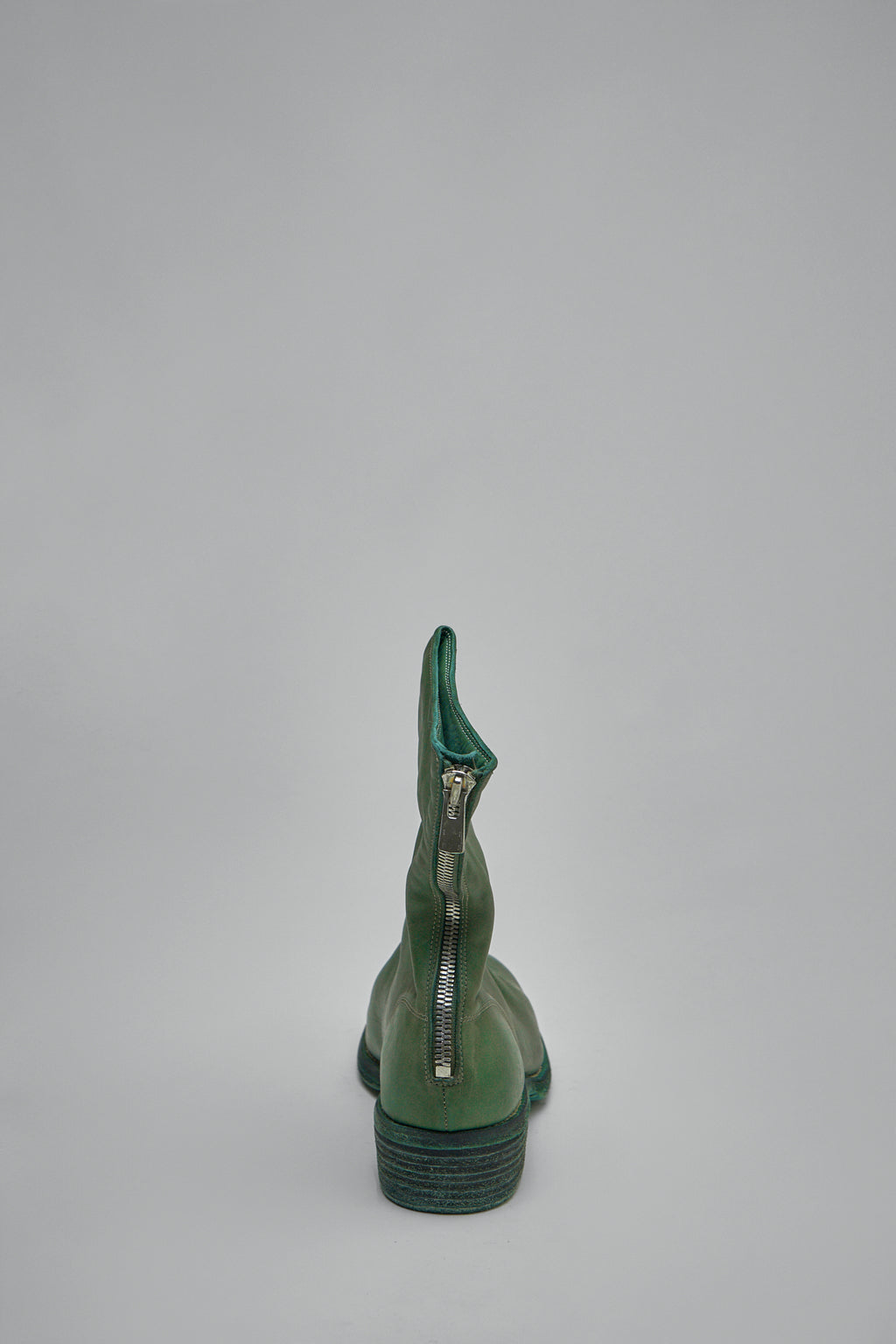 788ZX Horse Full Grain Back Zip Mid Boot