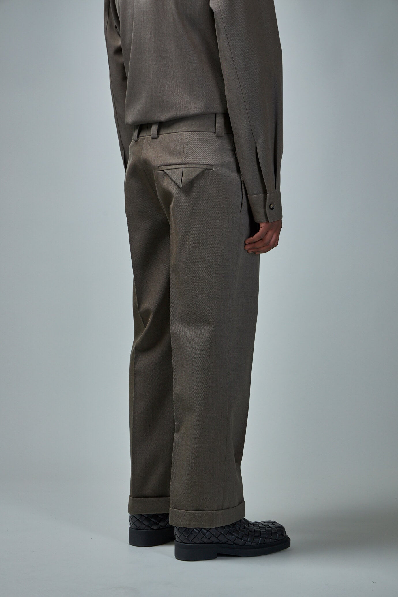 Wool Twill Cropped Trousers