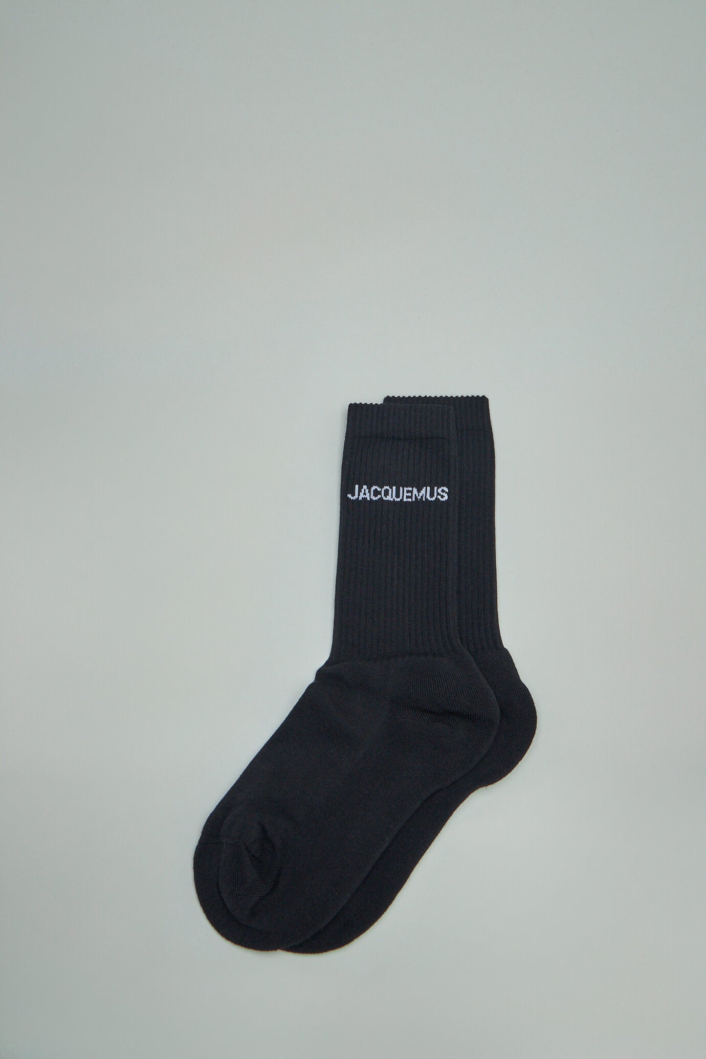 Les chaussettes Jacquemus
