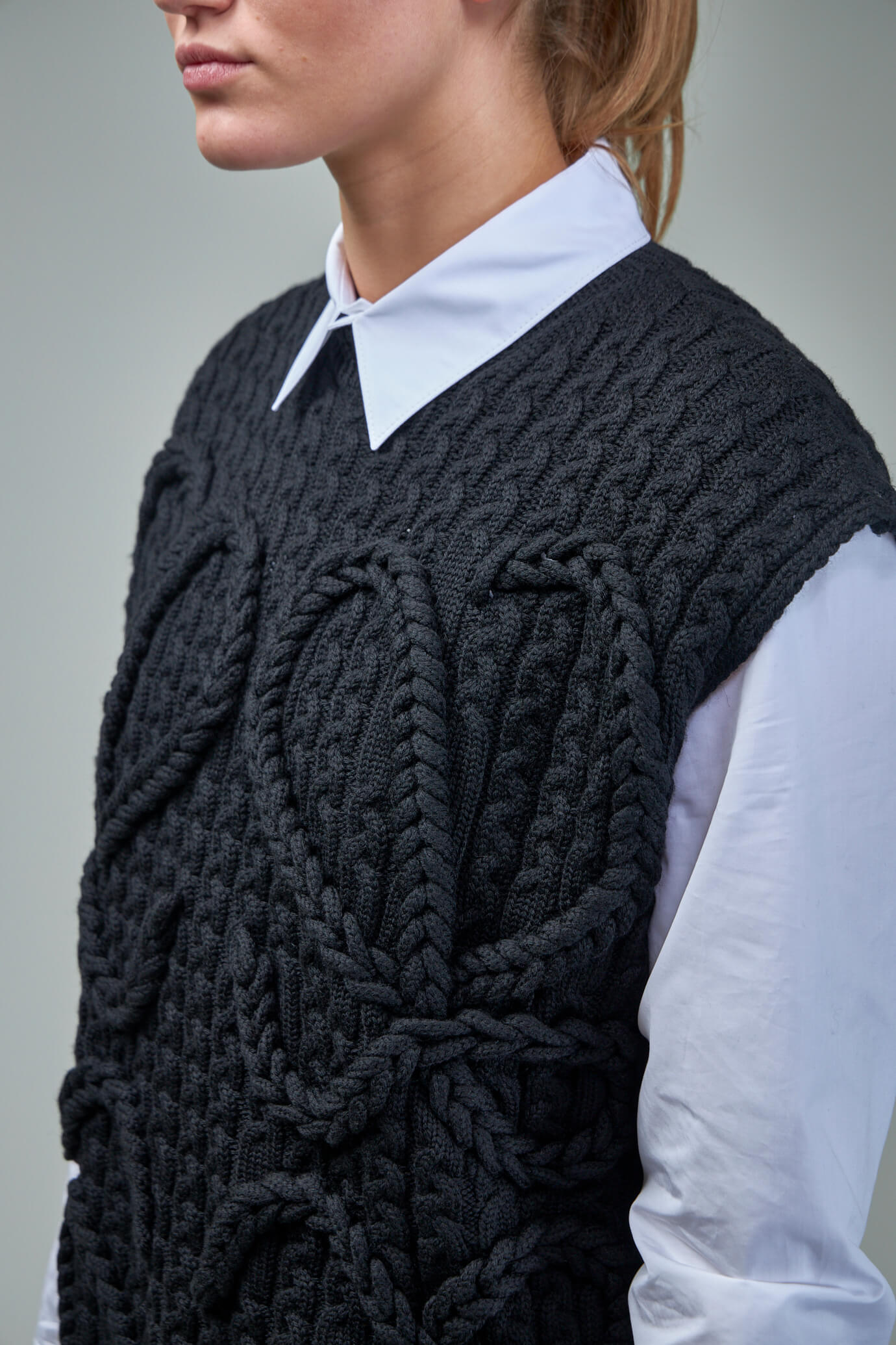 Anagram Cable Vest