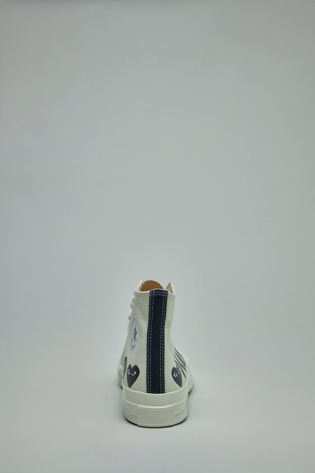 High Top Schuhe mit bunten Herzen